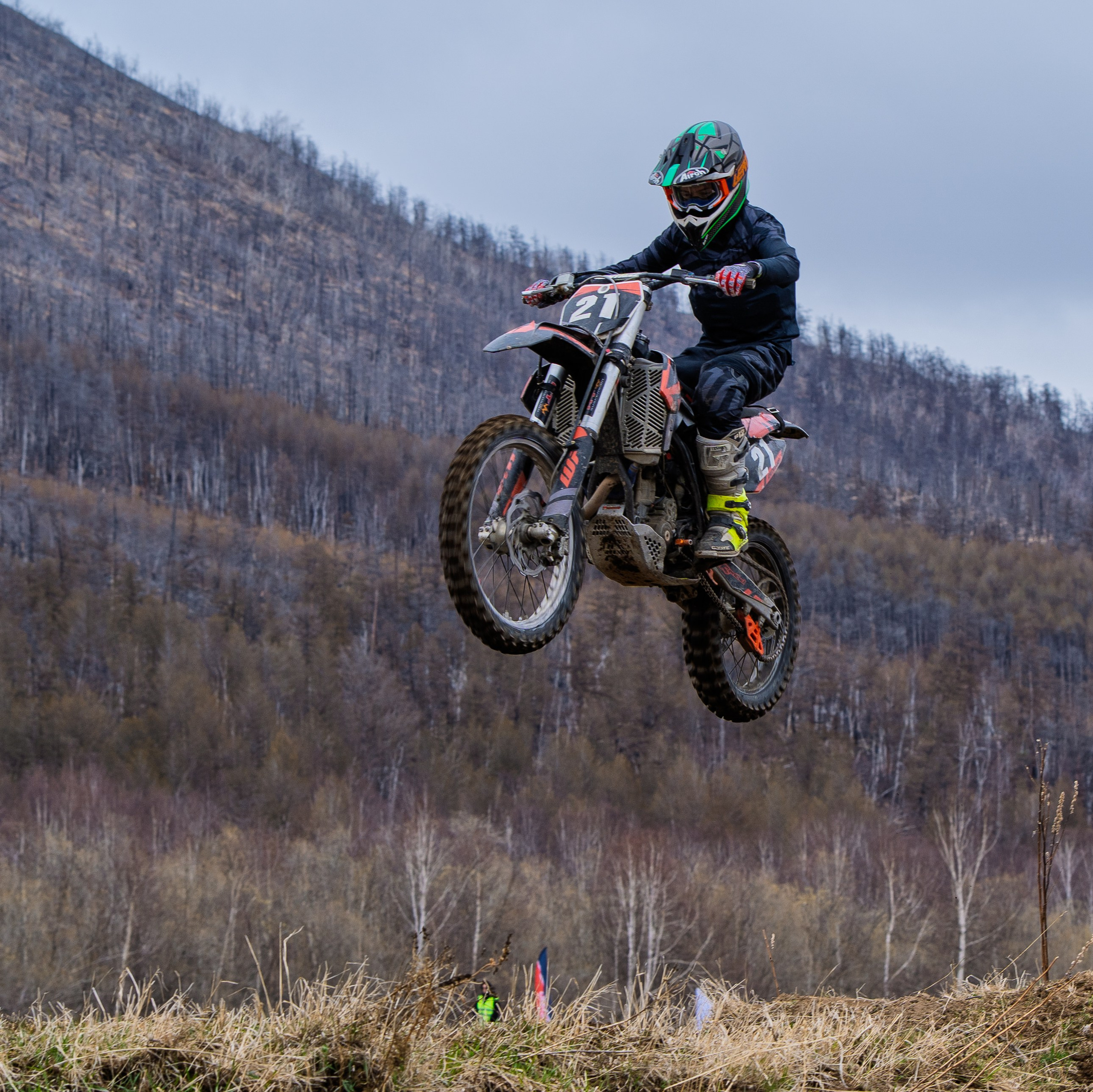 Мотогонки Эссо май 2025. Фотограф Ворошилов Дмитрий. Эссо. Камчатка