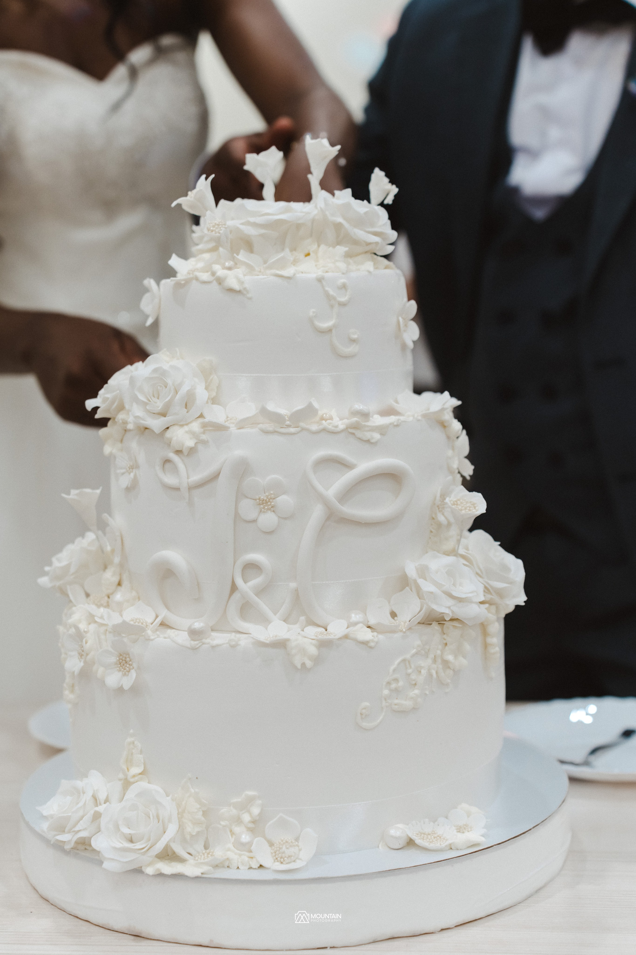 Synthia and Jospin Part 2. Я занимаюсь событийной, свадебной, товарной, студийной… фотографией