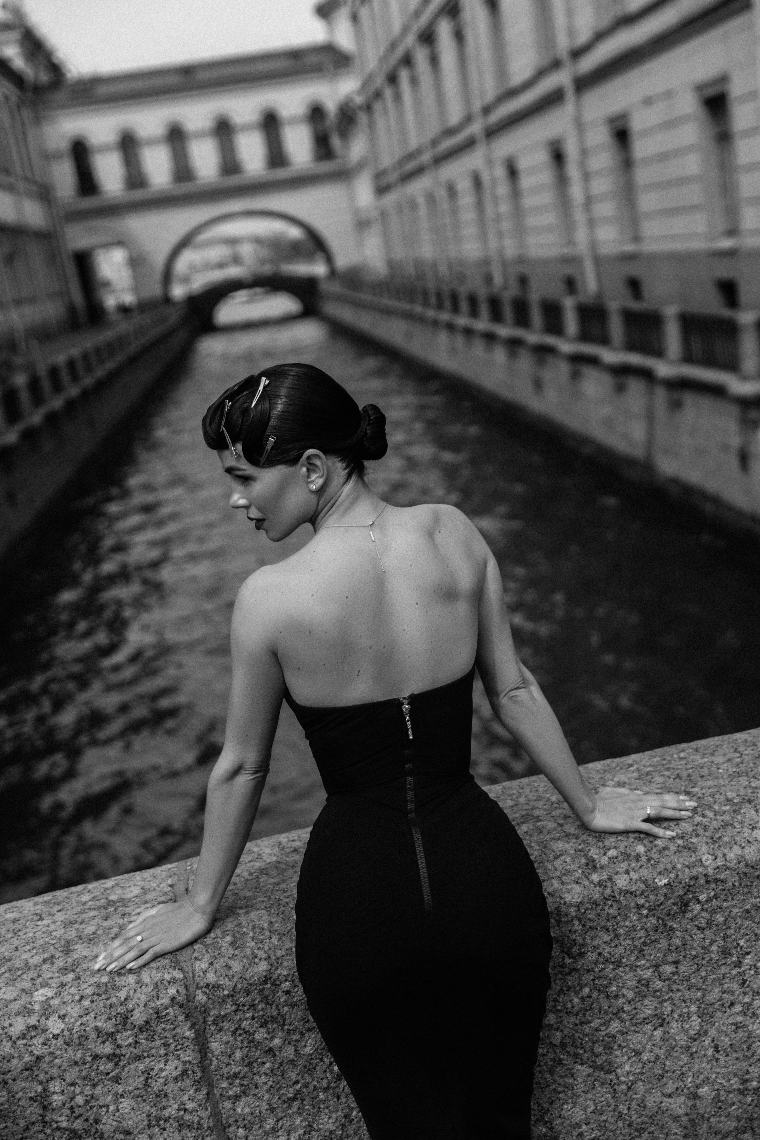 Alexandra | Winter Canal. NatalieDmi — фотосессия беременности, семейный фотограф, портрет