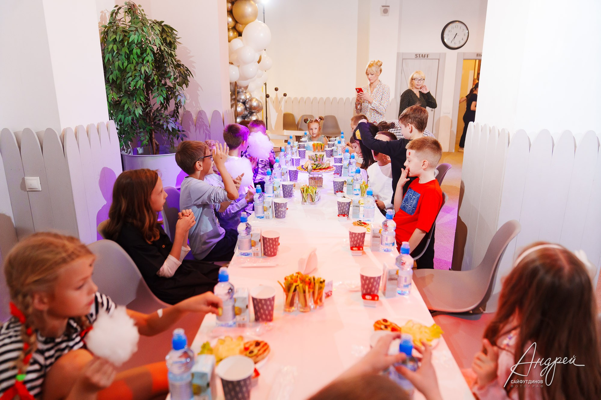 День Рождения Лёши. Лофт «Стрелка». Свадебный и семейный фотограф в Ростове-на-Дону. Андрей Сайфутдинов