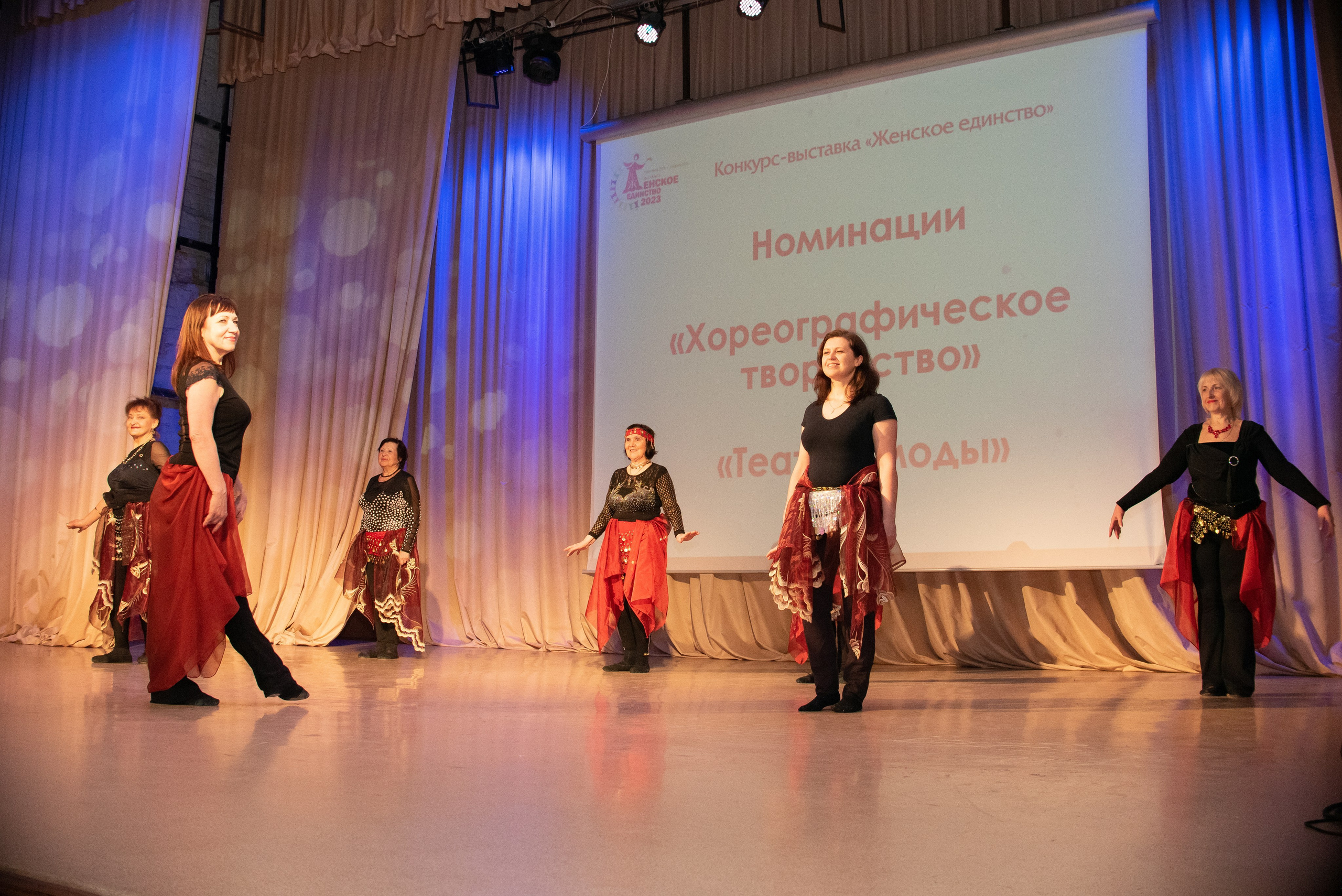 Репортажный фотограф на коцерт. Фотограф Макс Огурцов в Нижнем Новгороде