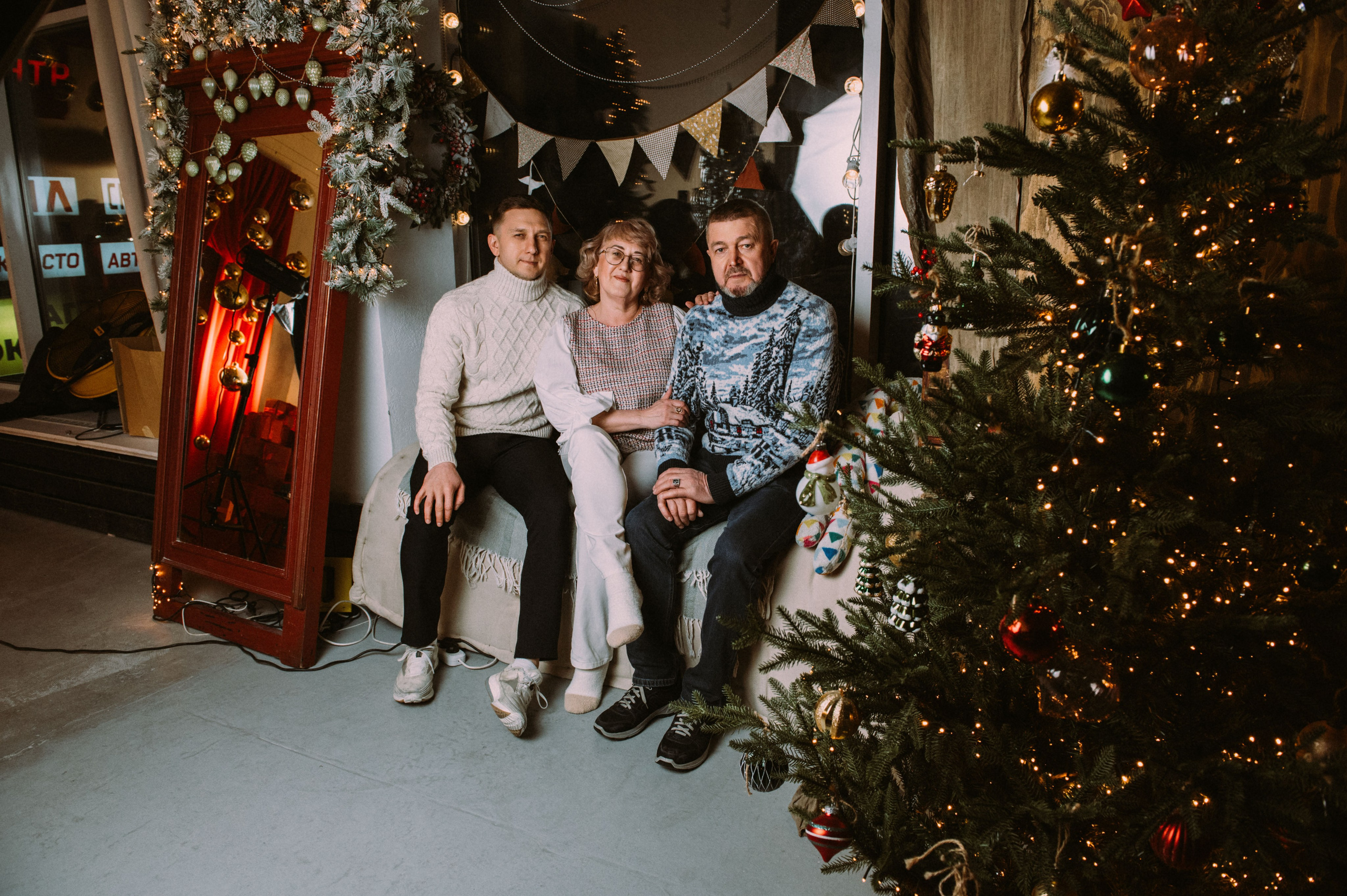 Большая семья собралась вместе на Новый год. Фотограф в Сургуте Светлана Гибадуллина