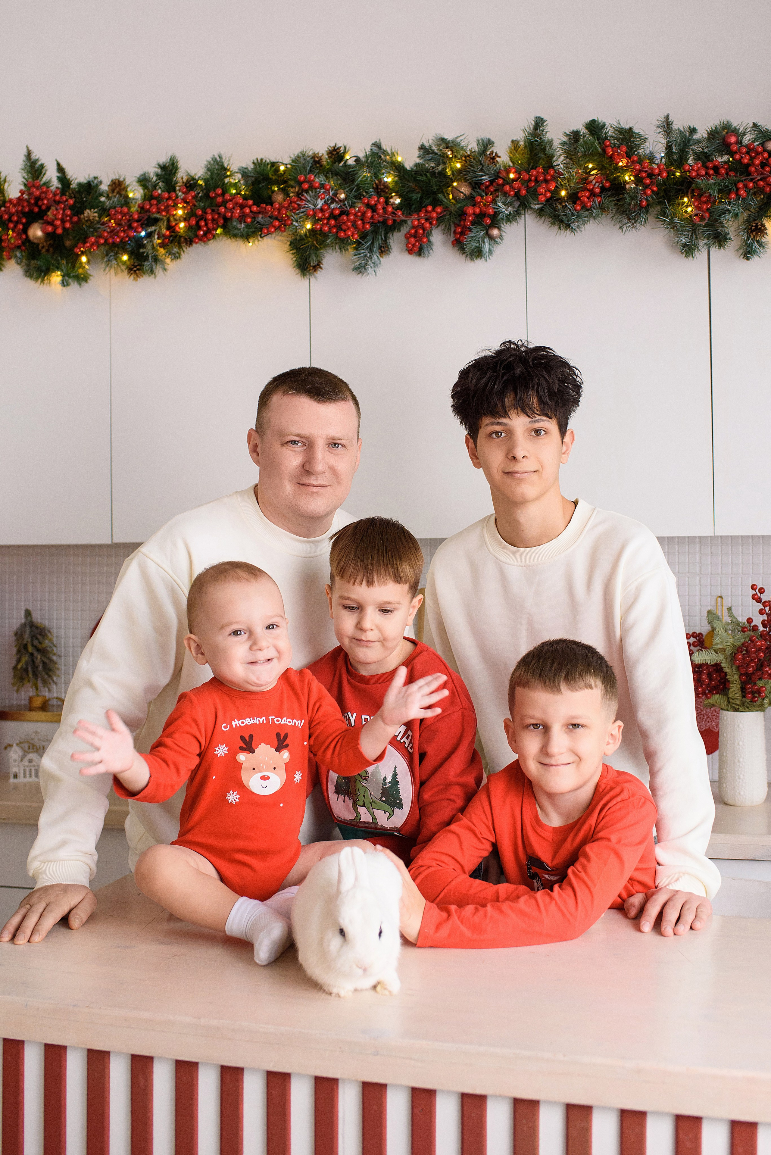 Татьяна с семьей. Марта Корженко — фотограф, контент фотограф, визуализатор бренда