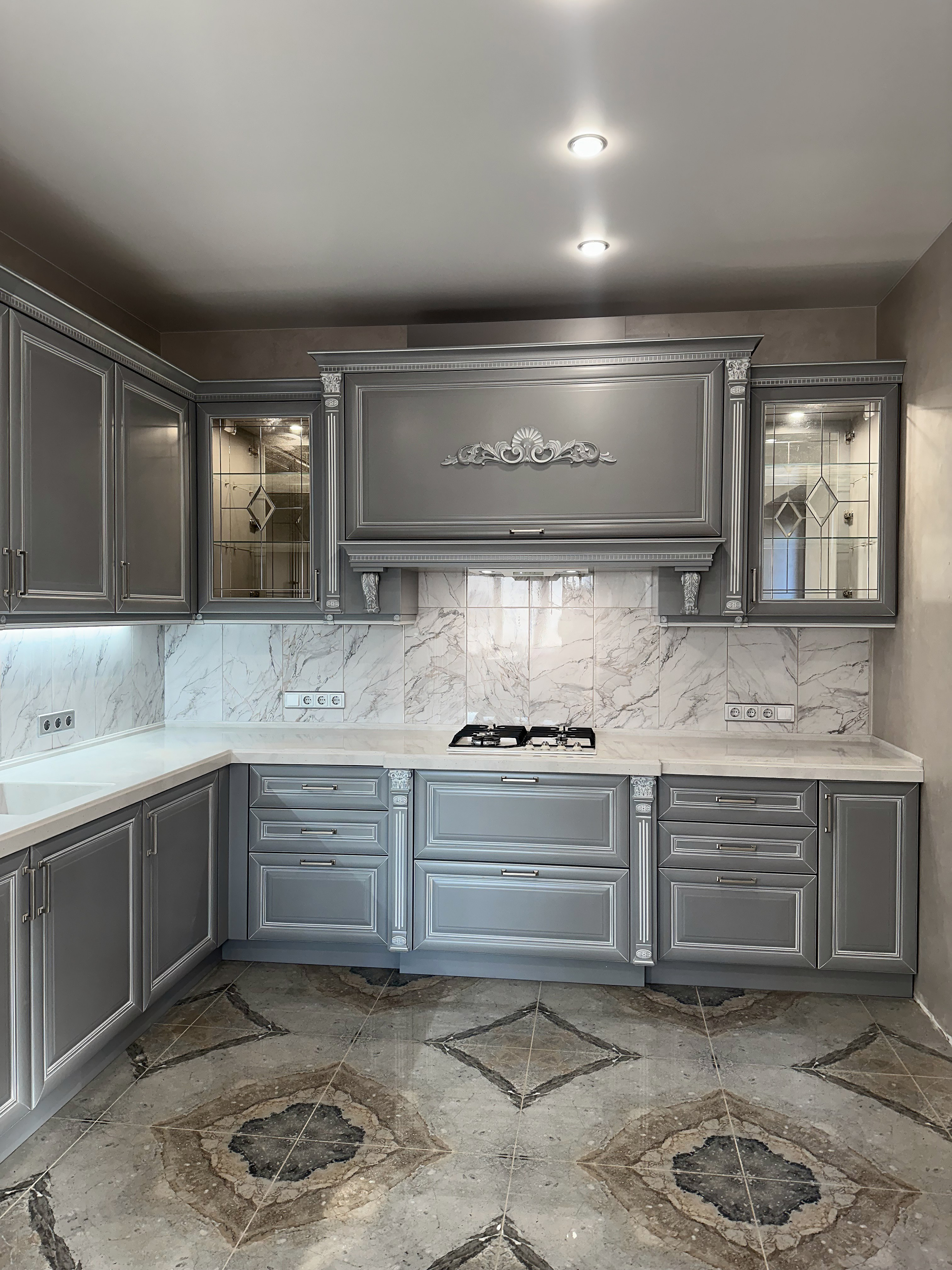 Кухни на заказ в Евпатории. Мебель на заказ в Евпатории