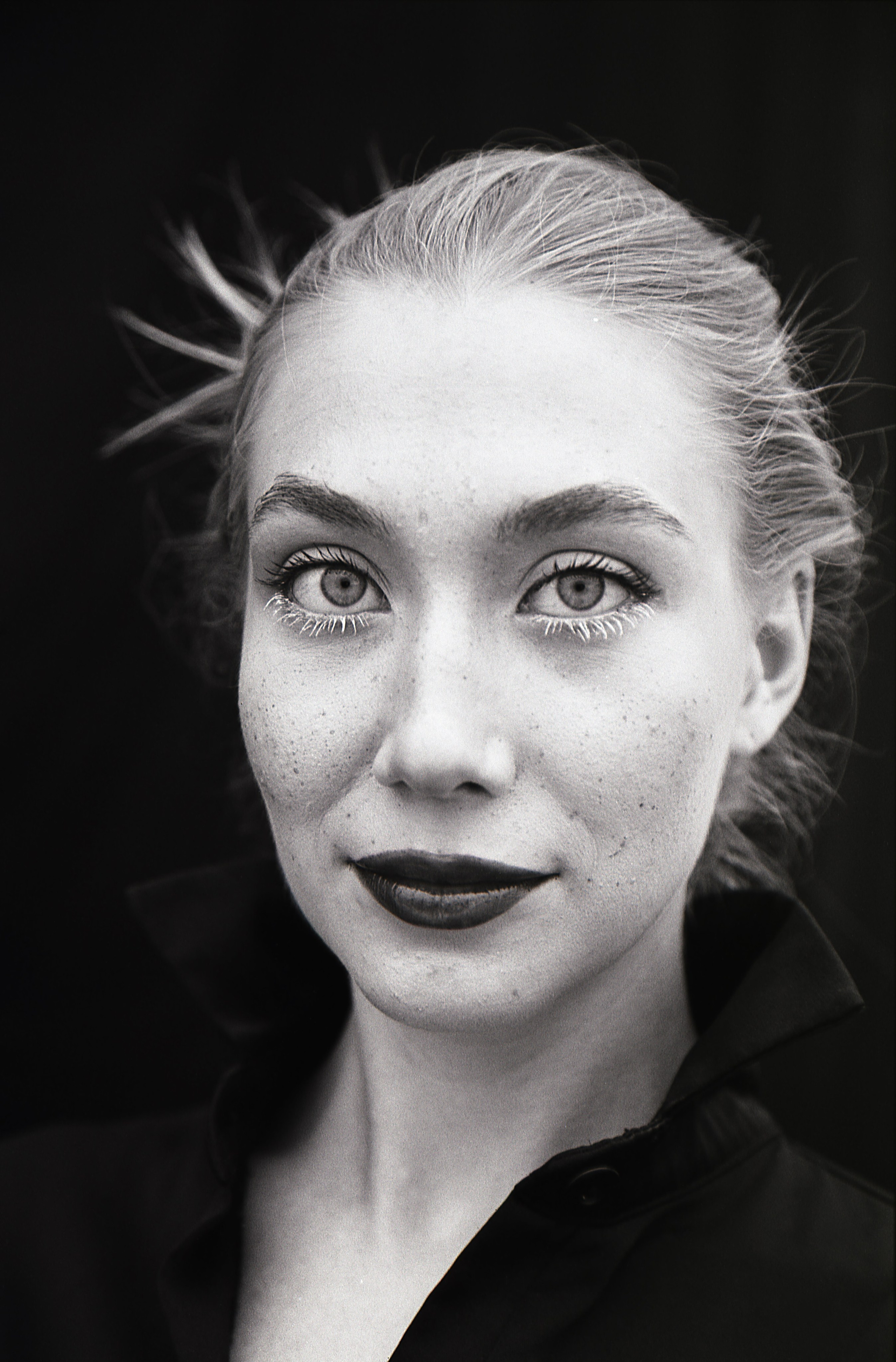 Дикий пляж. Авторский портрет. Film. Fashion. Editorial. фотограф Роман Ларшин