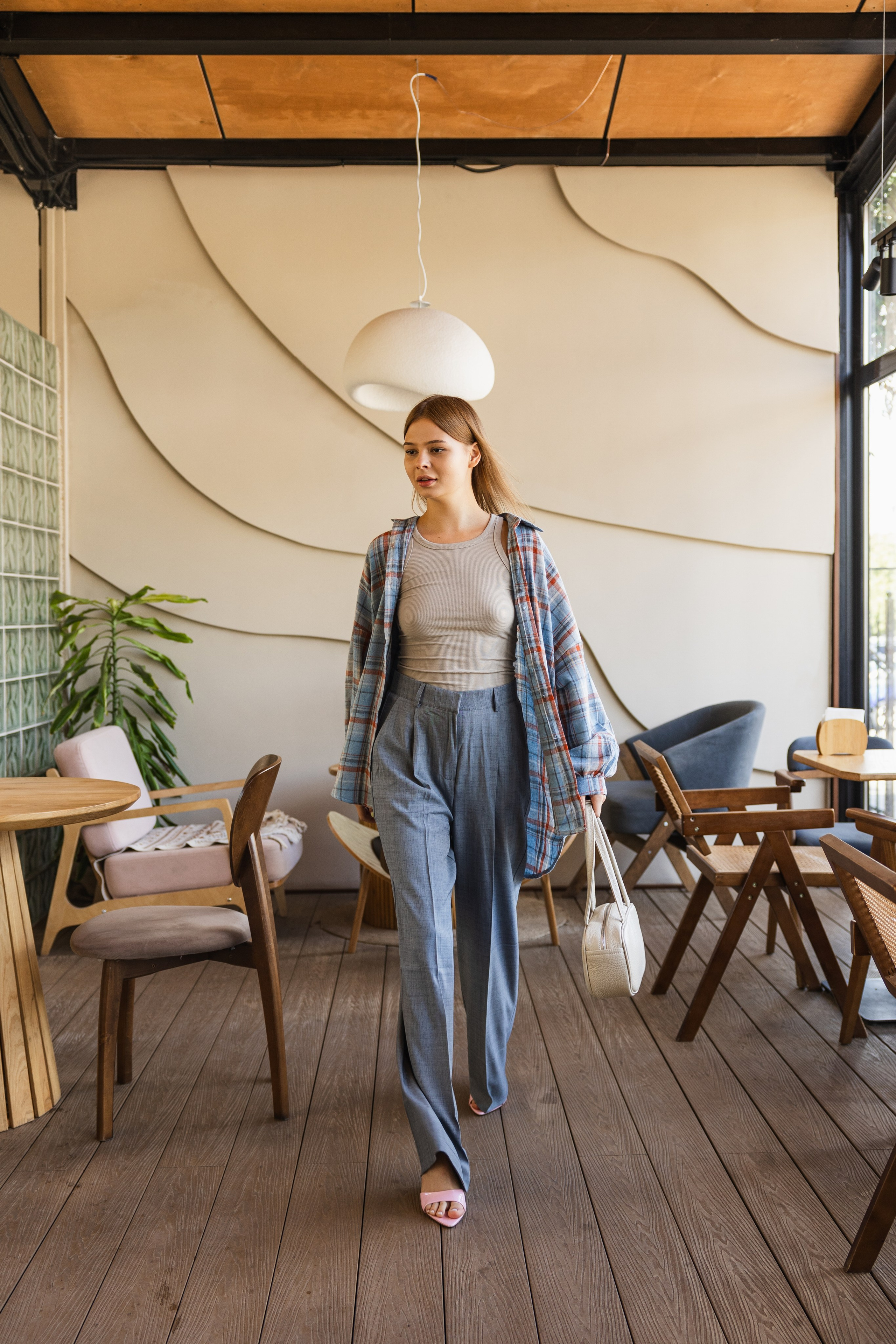 Кофейня. Свадебный фотограф Краснодар Ростов Солоникова Вероника