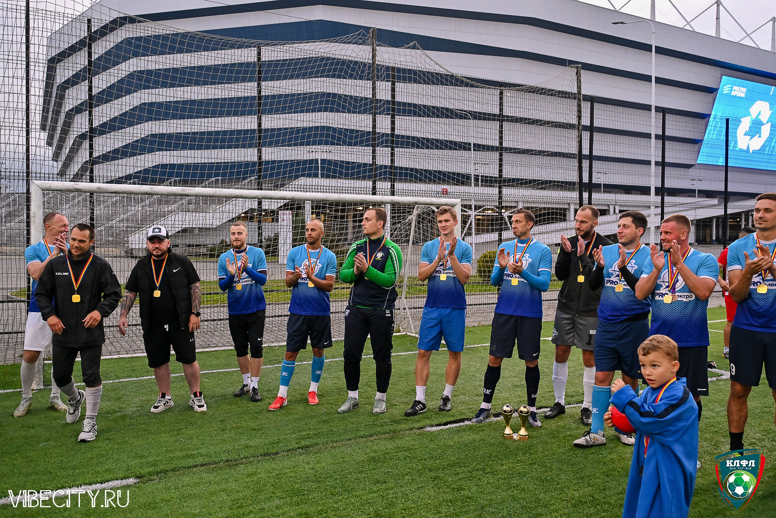 ФИНАЛЬНЫЕ МАТЧИ ПЛЕЙ-ОФФ XXl ЛЕТНЕГО КУБКА КАЛИНИНГРАДСКОЙ ЛФЛ. VIBECITY.RU Вайб Сити Ру Фоторепортажи Фотоотчеты Калининград
