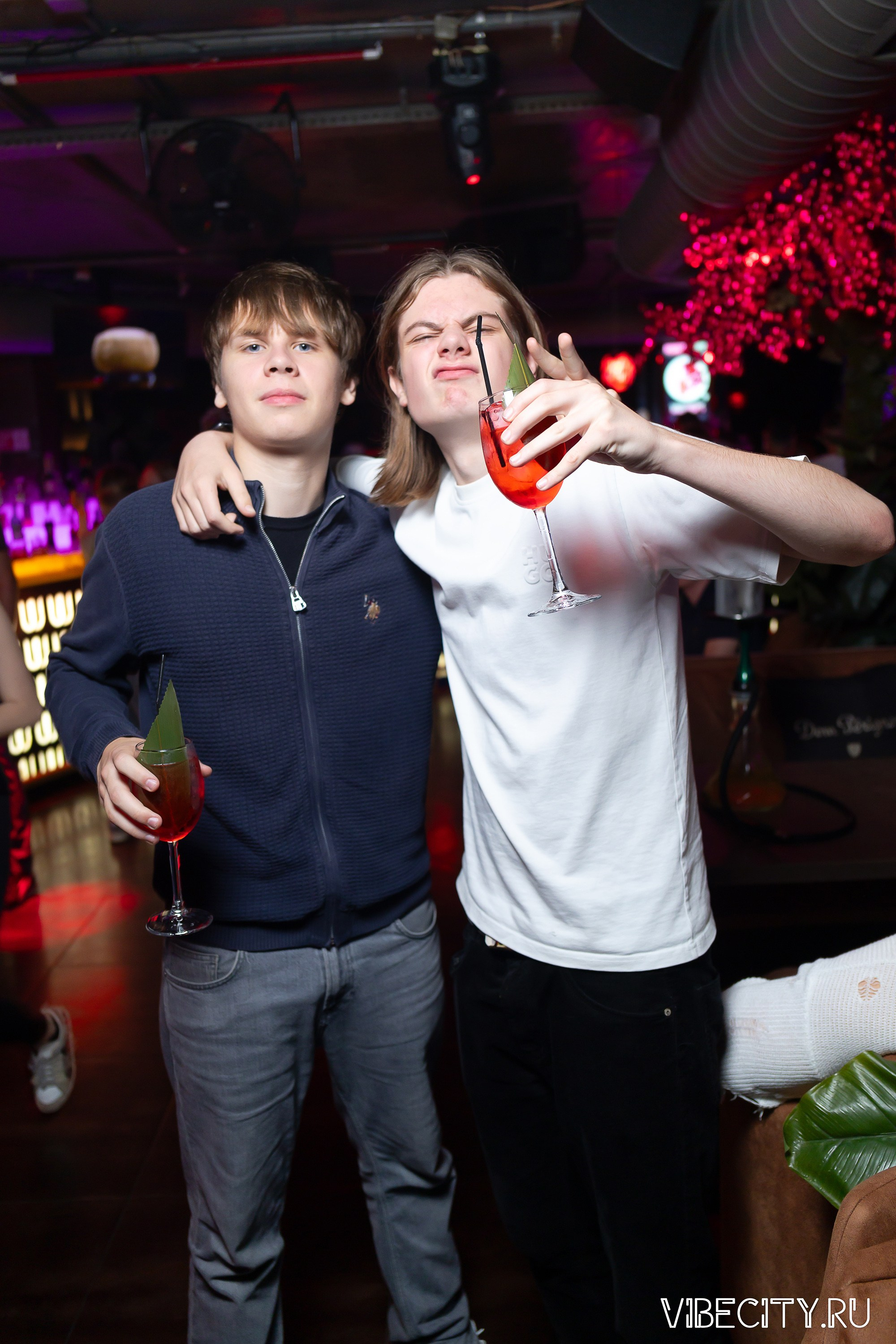 DOUBLE U. VIBECITY.RU Вайб Сити Ру Фоторепортажи Фотоотчеты Калининград