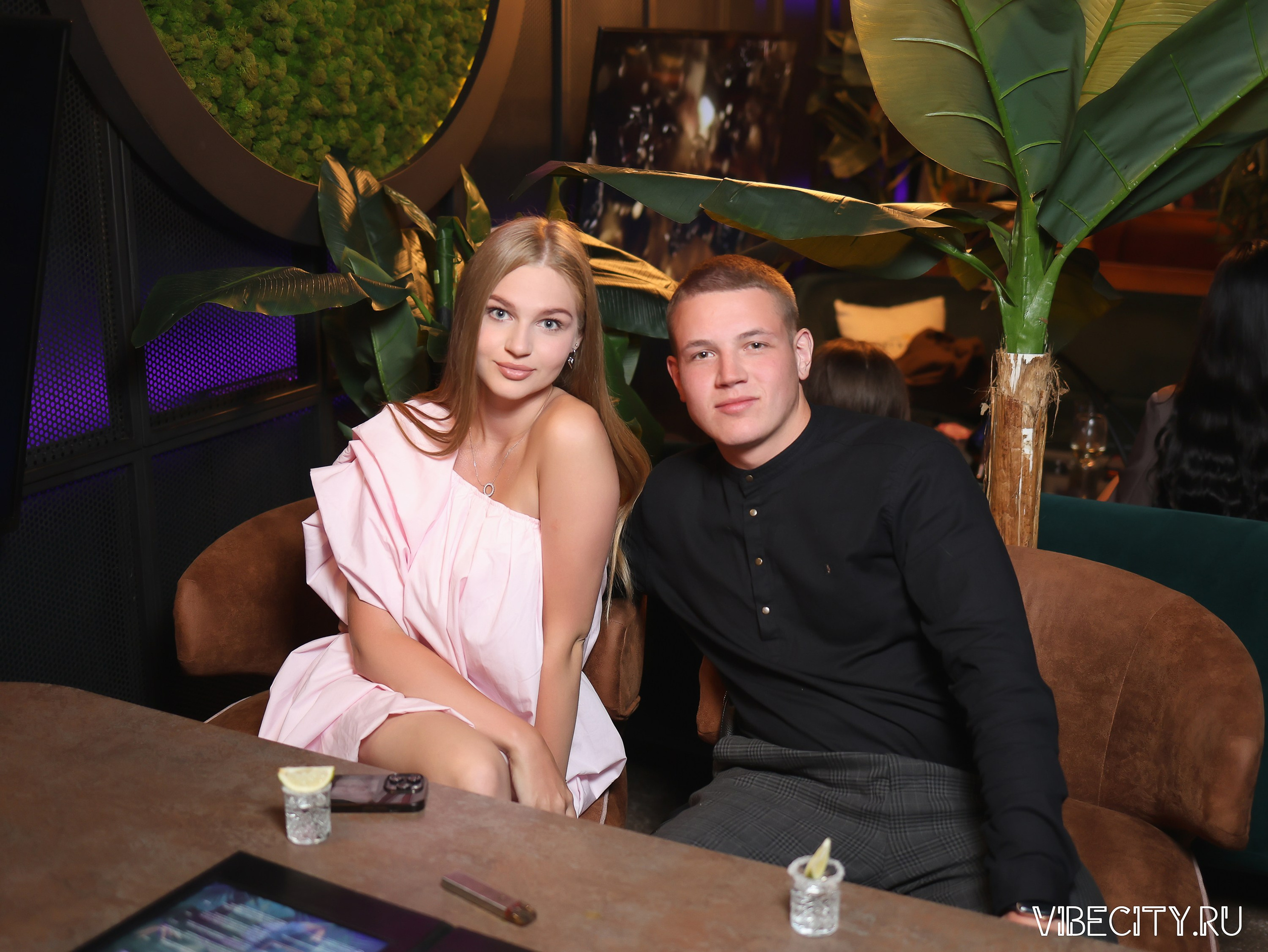 DOUBLE U. VIBECITY.RU Вайб Сити Ру Фоторепортажи Фотоотчеты Калининград