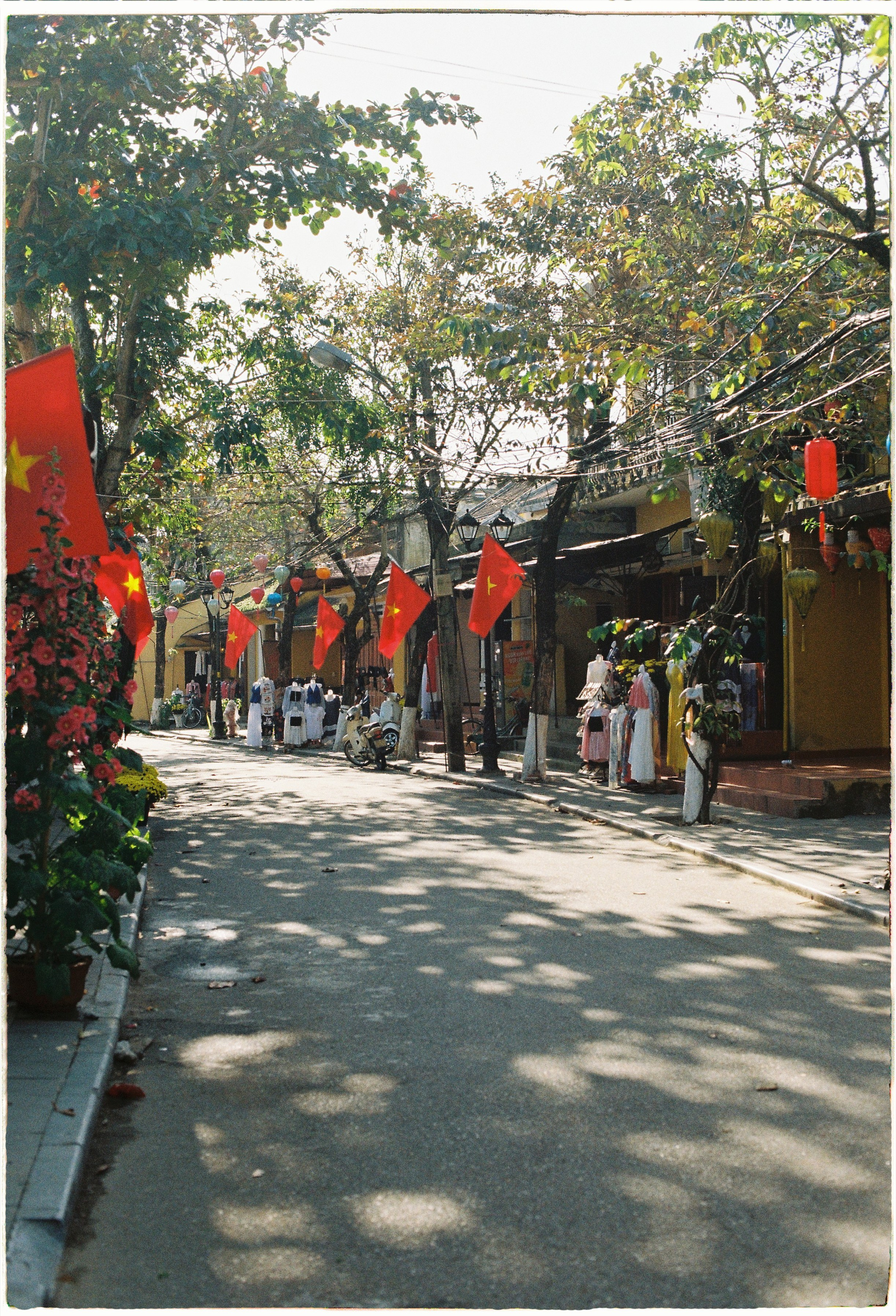 Hoi An. Film Photographer in Da Nang, Vietnam — Tanya Parfenteva