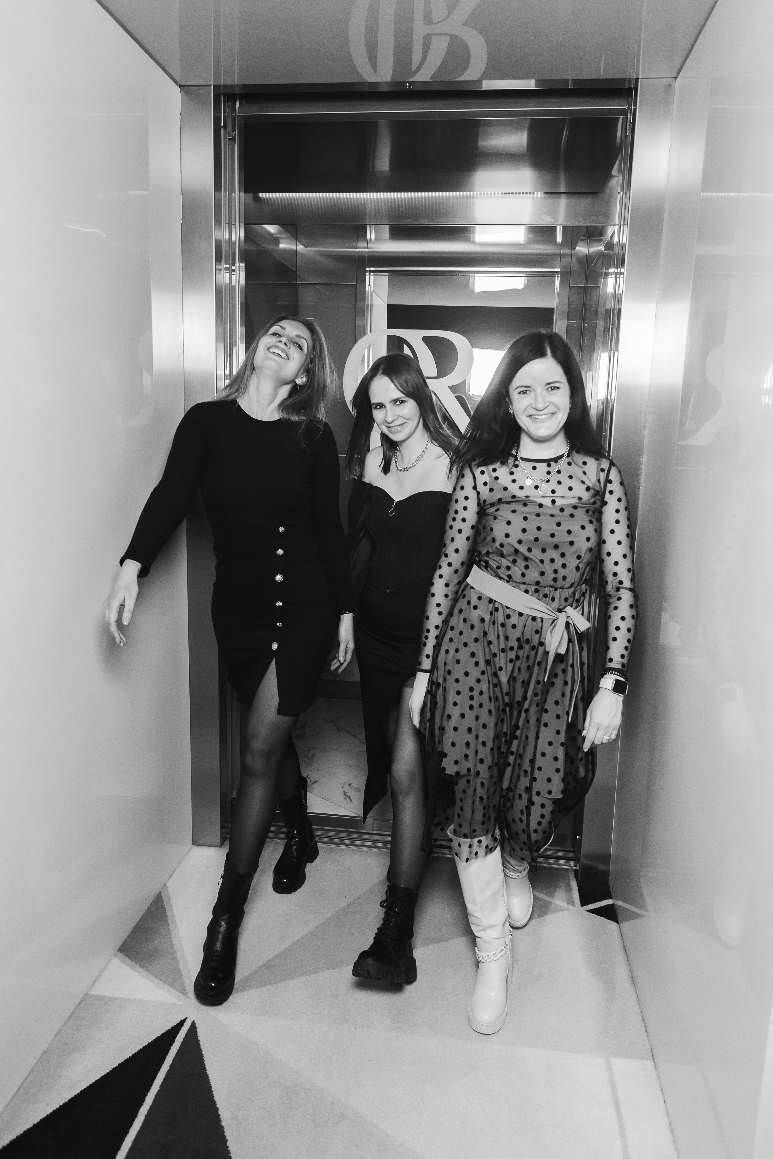 Корпоратив ПолСтраны. Свадебный и портретный фотограф в Королёве Сергей Чихарев