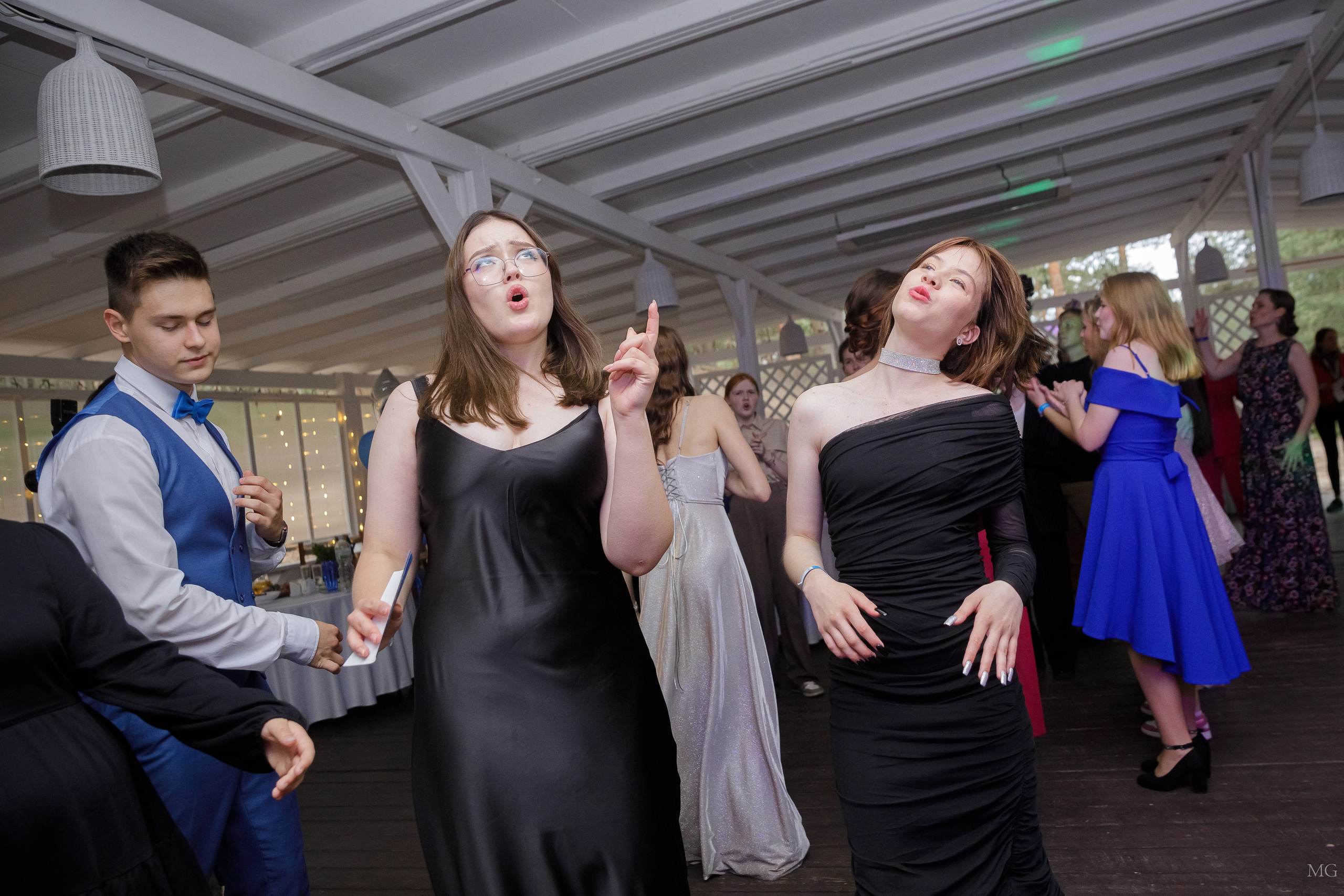 20.06.2024 Выпускной совместный Залесье. Маша Гонтарь Семейный домашний репортажный фотограф в Санкт-Петербурге