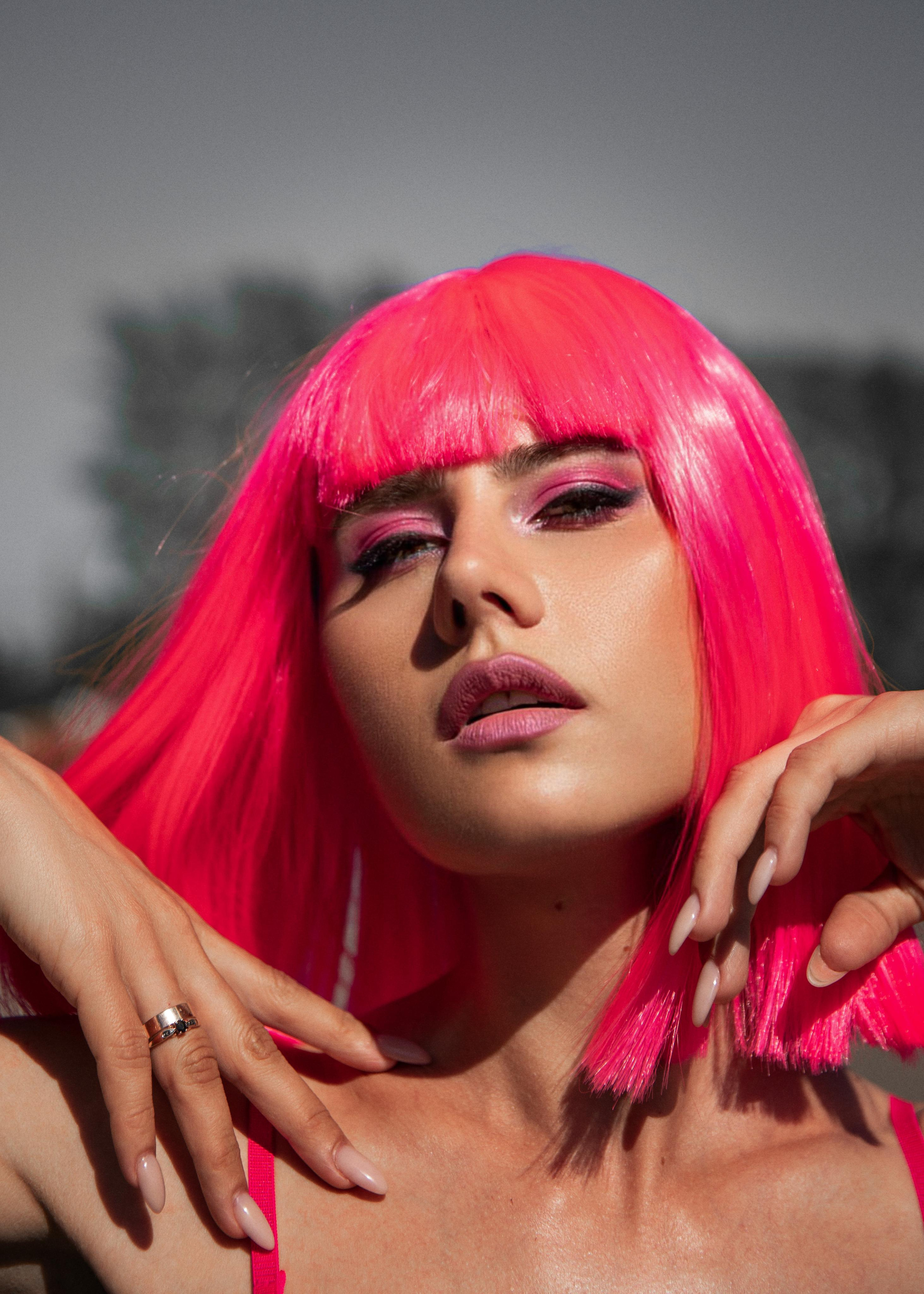 Неоновый взрыв на автомойке