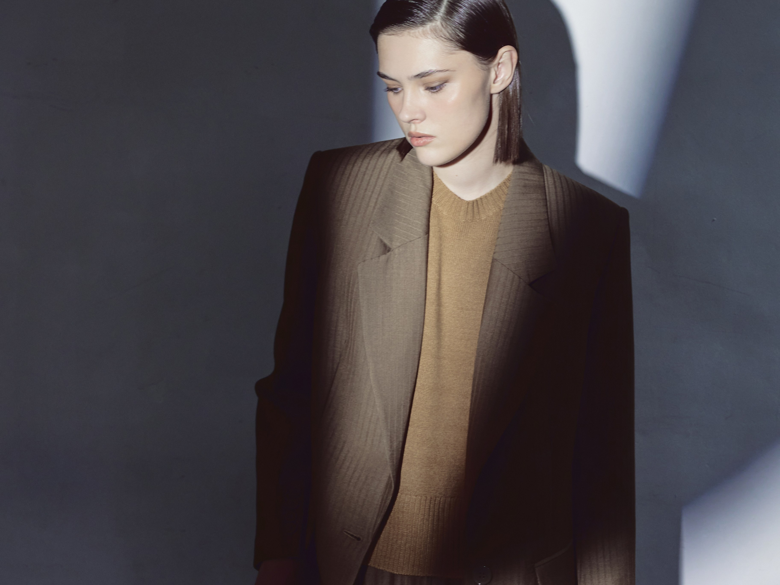 Посмотреть альбом Lookbook. Рекламный фотограф в Москве Катерина Смирнова