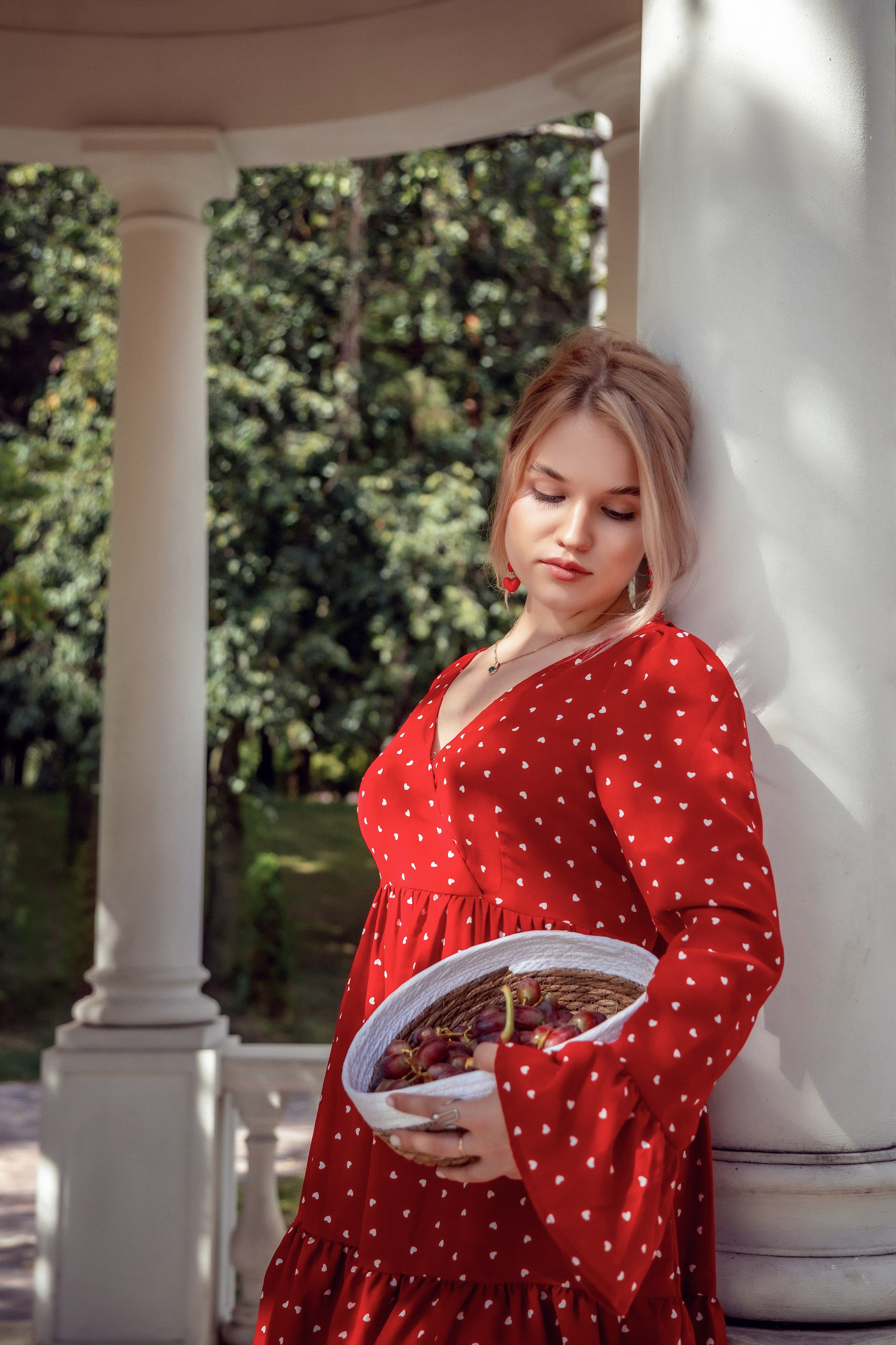 Фотопроект «Девушка с виноградом». Фотограф Алина Лебедь