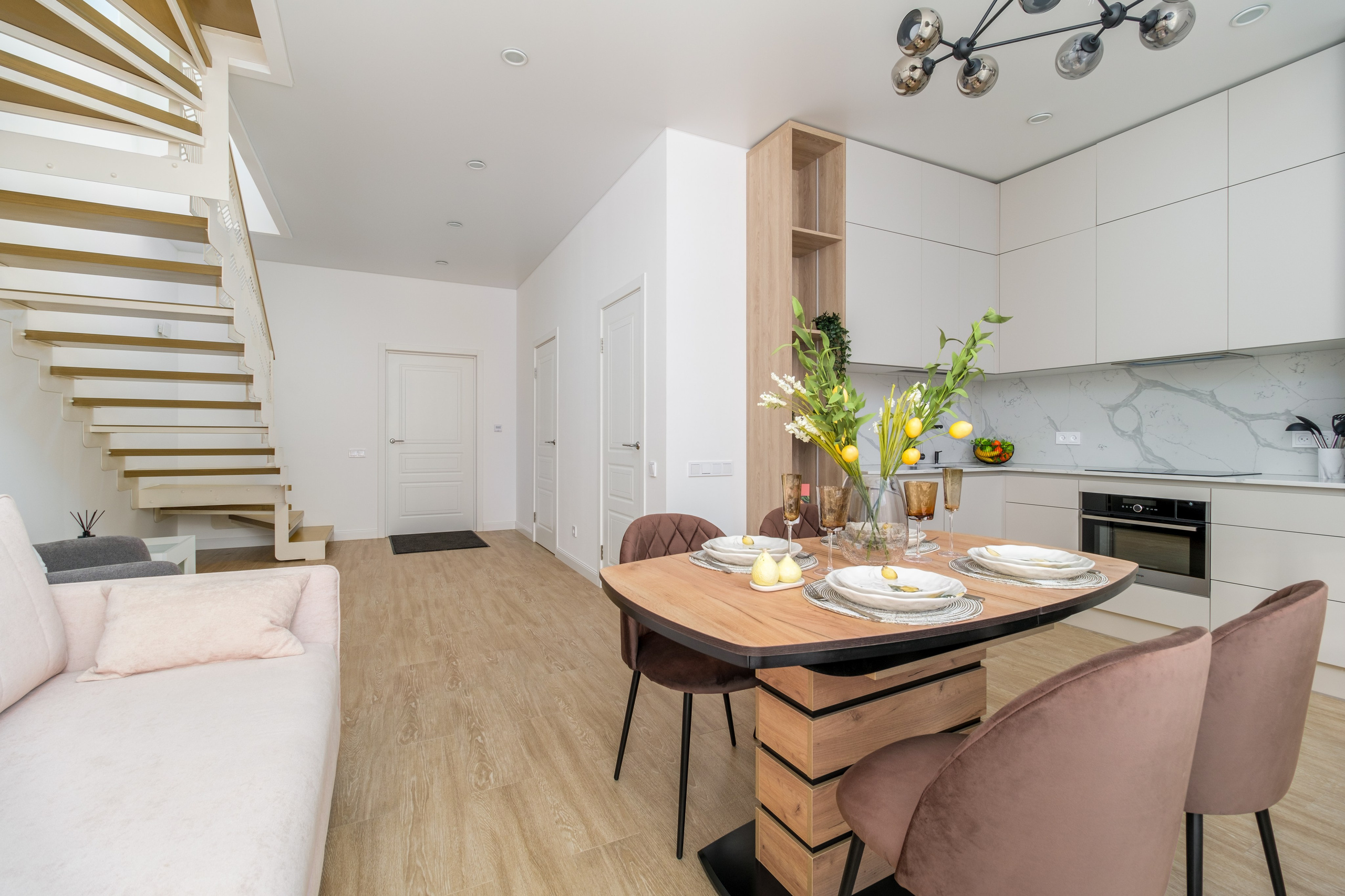 Интерьерная фотосессия шоурума в Санкт-Петербурге