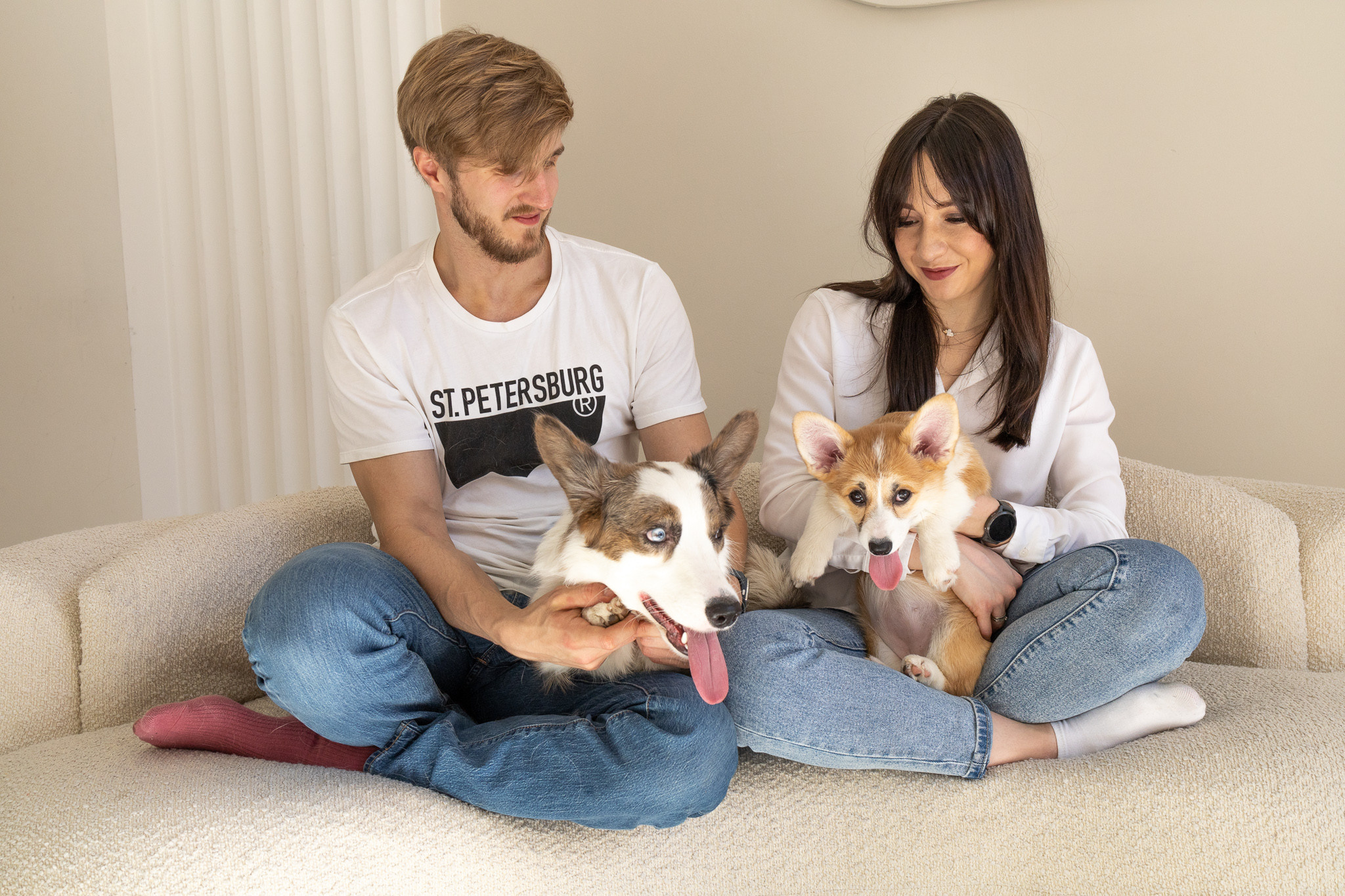 Марина, Саша и две супер корги. Ваш фотограф в Санкт-Петербурге