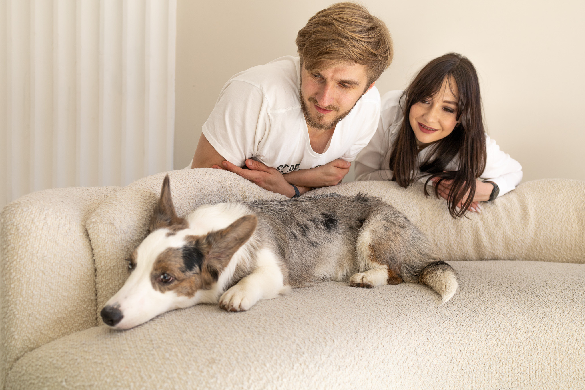 Марина, Саша и две супер корги. Ваш фотограф в Санкт-Петербурге