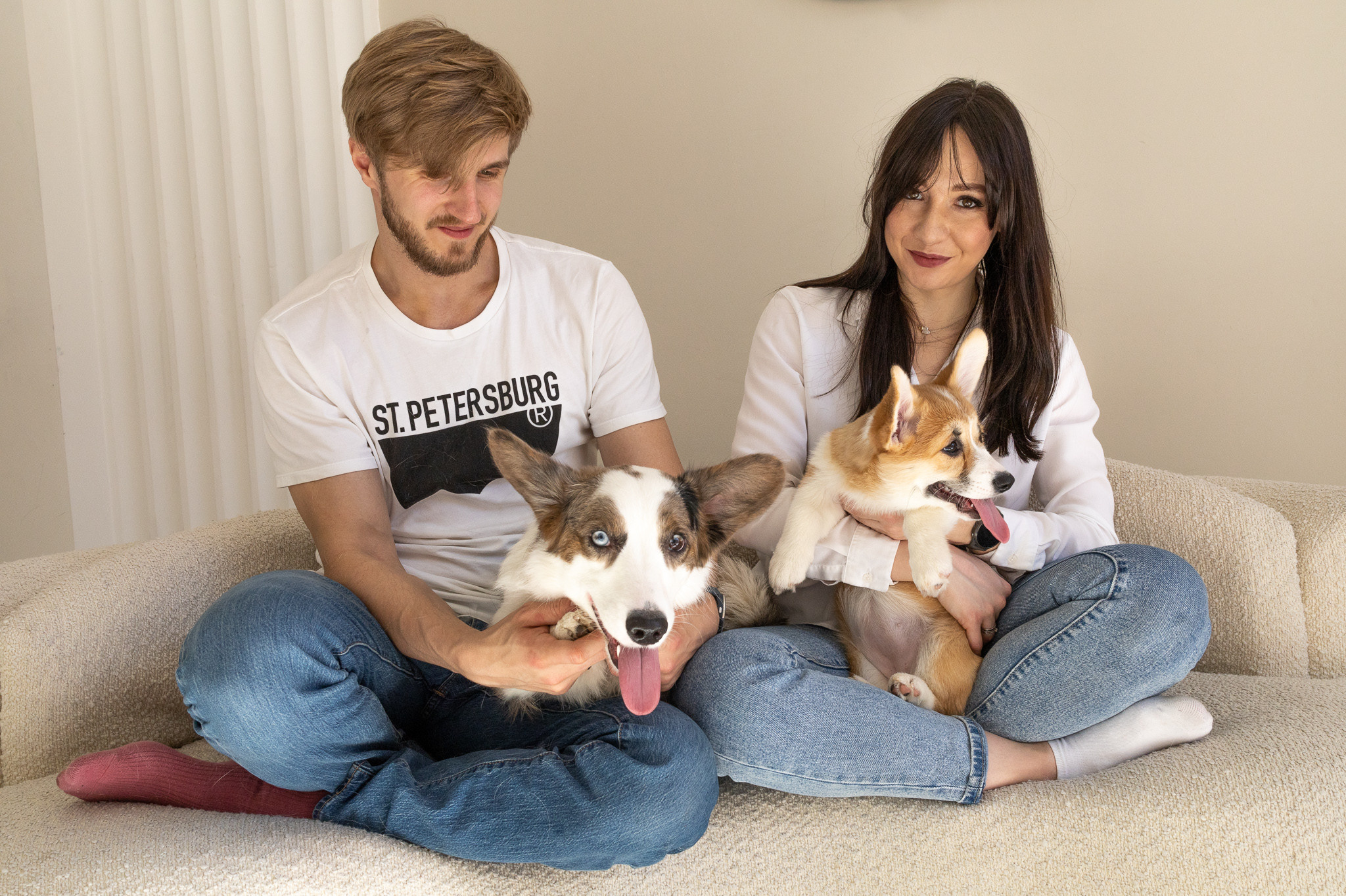Марина, Саша и две супер корги. Ваш фотограф в Санкт-Петербурге