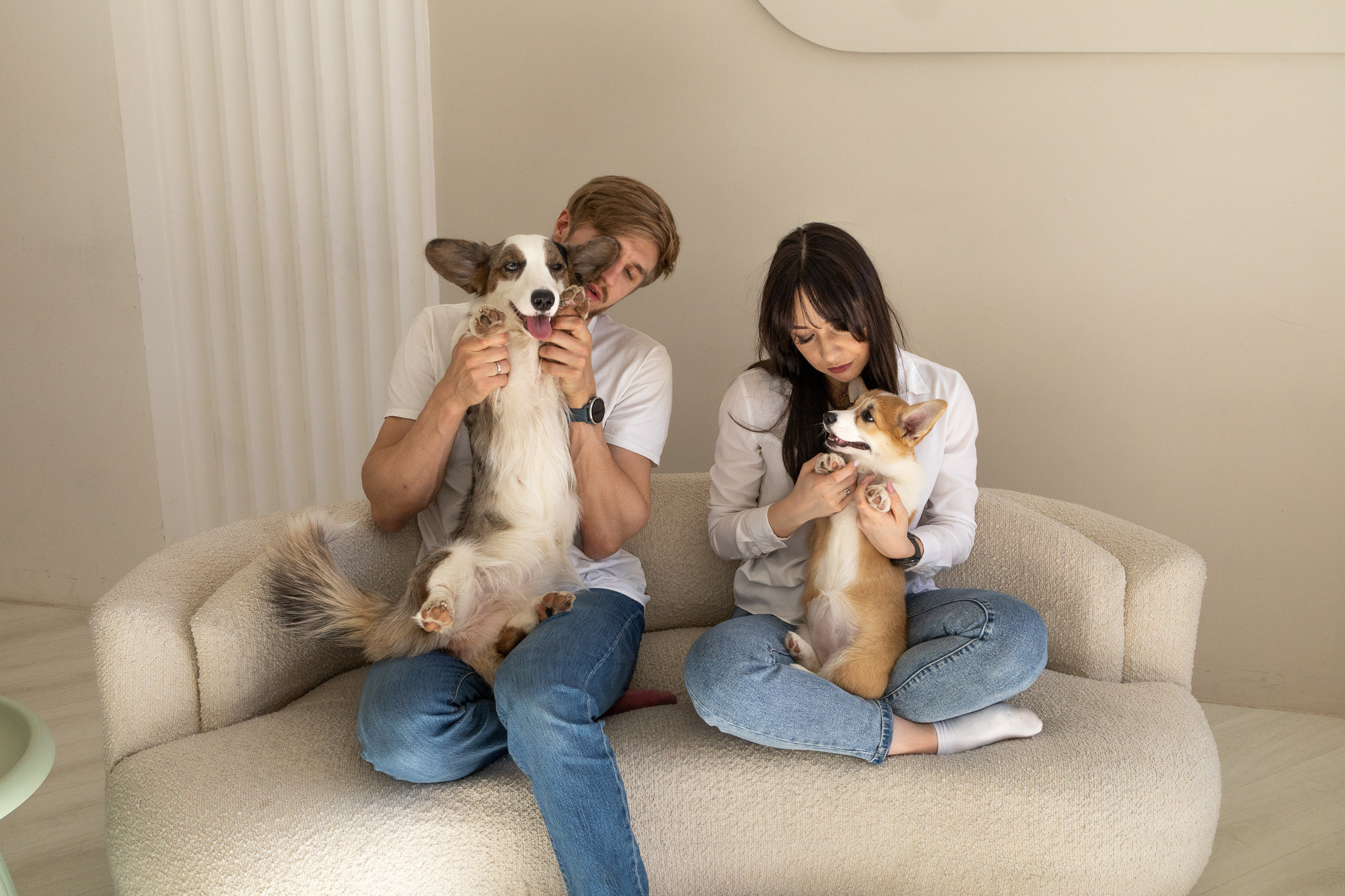 Марина, Саша и две супер корги. Ваш фотограф в Санкт-Петербурге