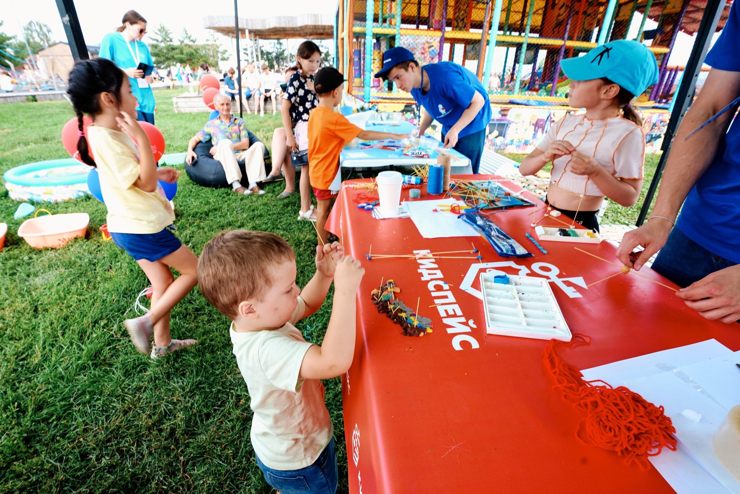 Пляжный маркет 2024, г. Лаишево. Фотограф Казань