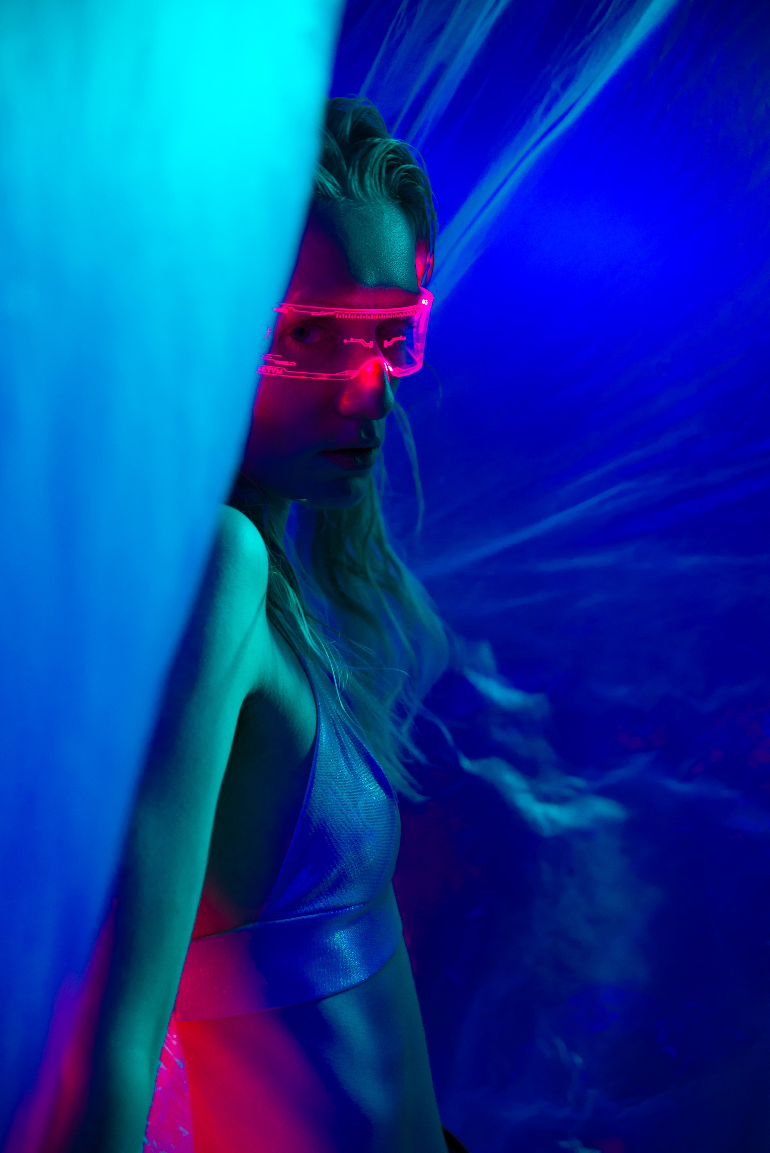 Мария Тихонова. Неон