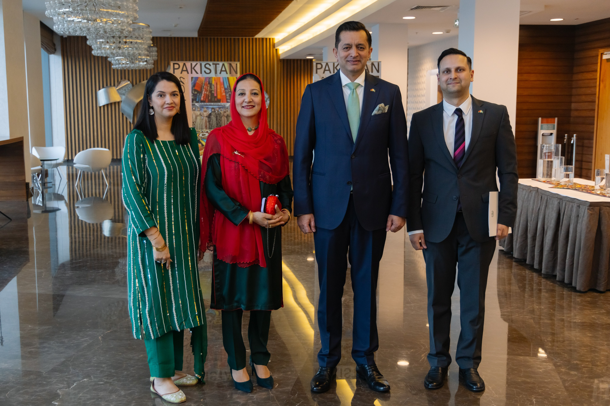 Фотосъемка делегации Пакистана в Беларуси в отеле Марриотт. Свадебный фотограф в Минске/Беларуси Сергей Спиридонов