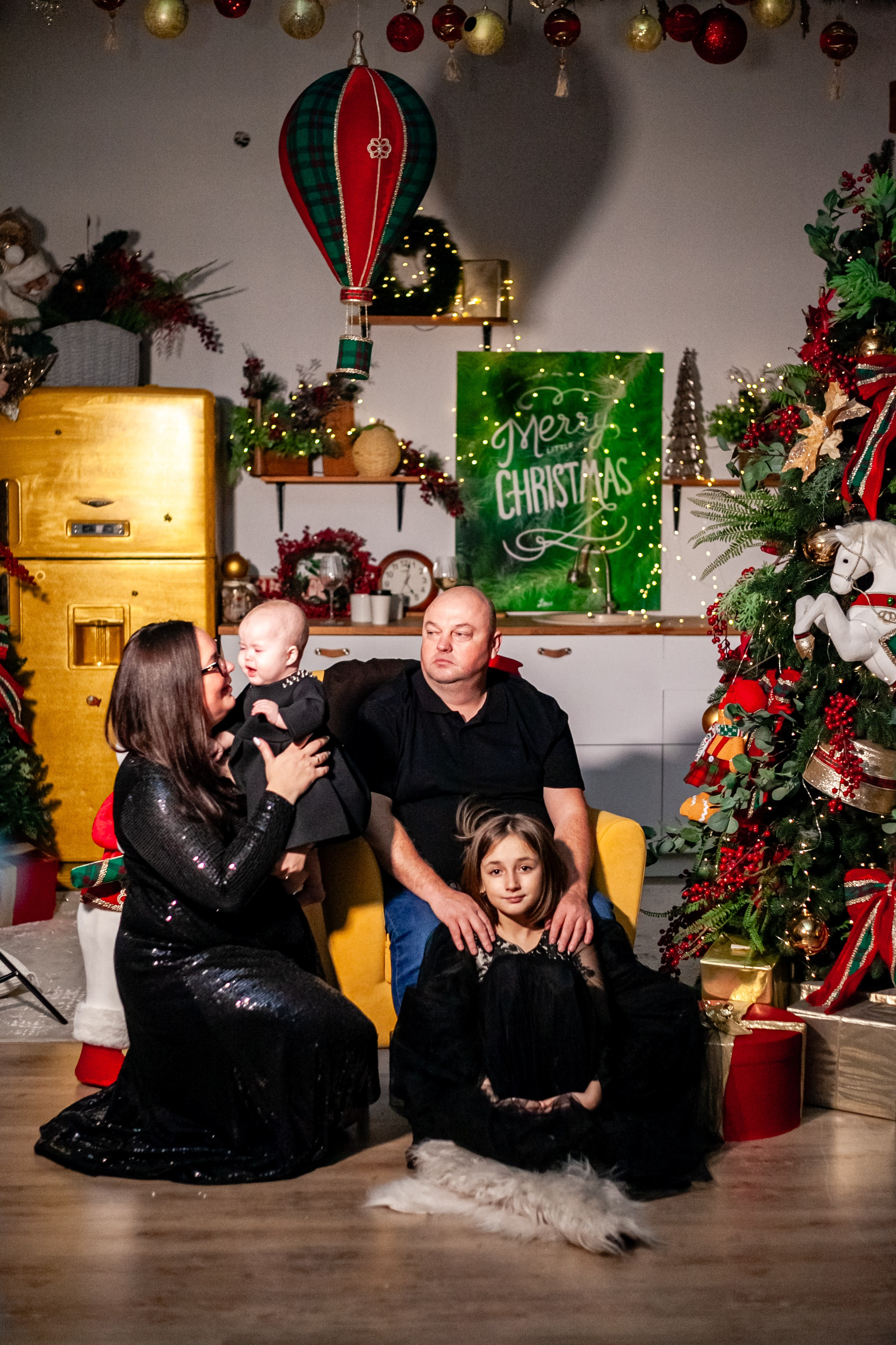 Ульяна и ее семья новый год 2024. Свадебный и семейный фотограф в Армавире