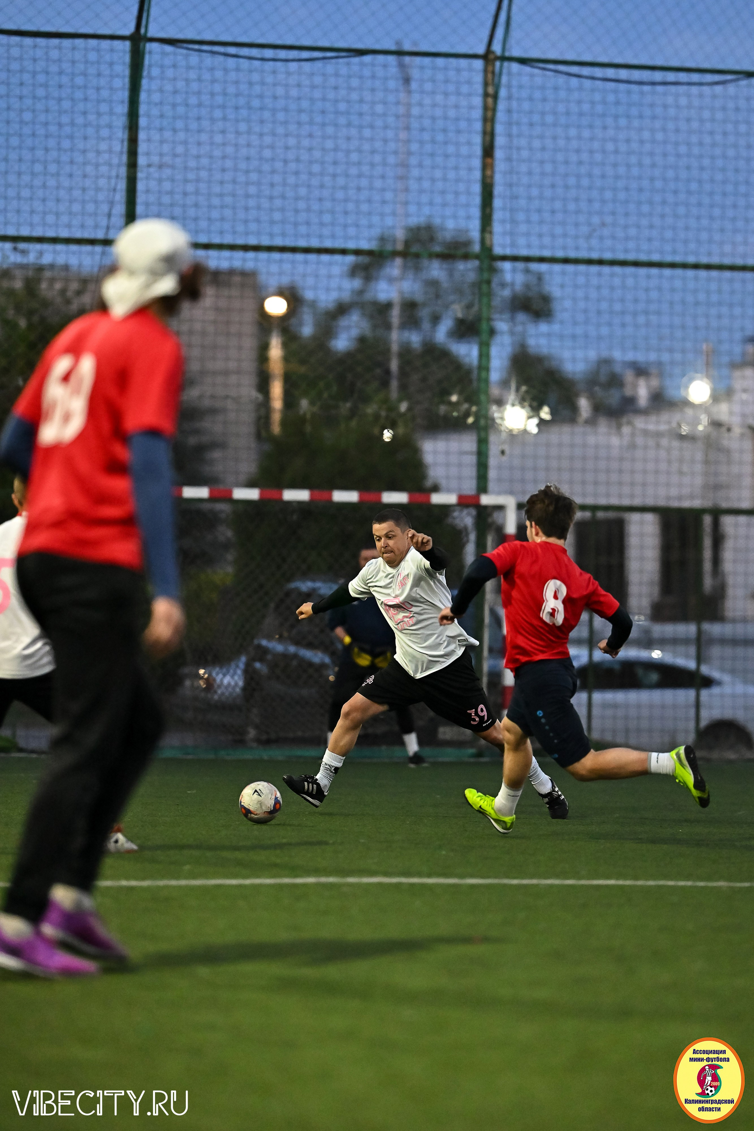 ИГРЫ МИНИ-ФУТБОЛЬНОЙ И КОРПОРАТИВНОЙ ЛИГИ. VIBECITY.RU Вайб Сити Ру Фоторепортажи Фотоотчеты Калининград