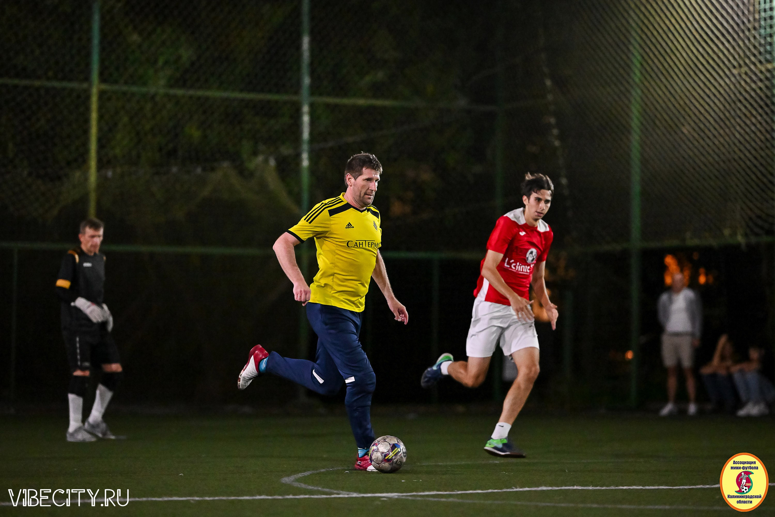 ФИНАЛЬНЫЕ ИГРЫ КУБКА МИНИ-ФУТБОЛЬНОЙ ЛИГИ И КУБКА КОРПОРАТИВНОЙ МФЛ 2025. VIBECITY.RU Вайб Сити Ру Фоторепортажи Фотоотчеты Калининград