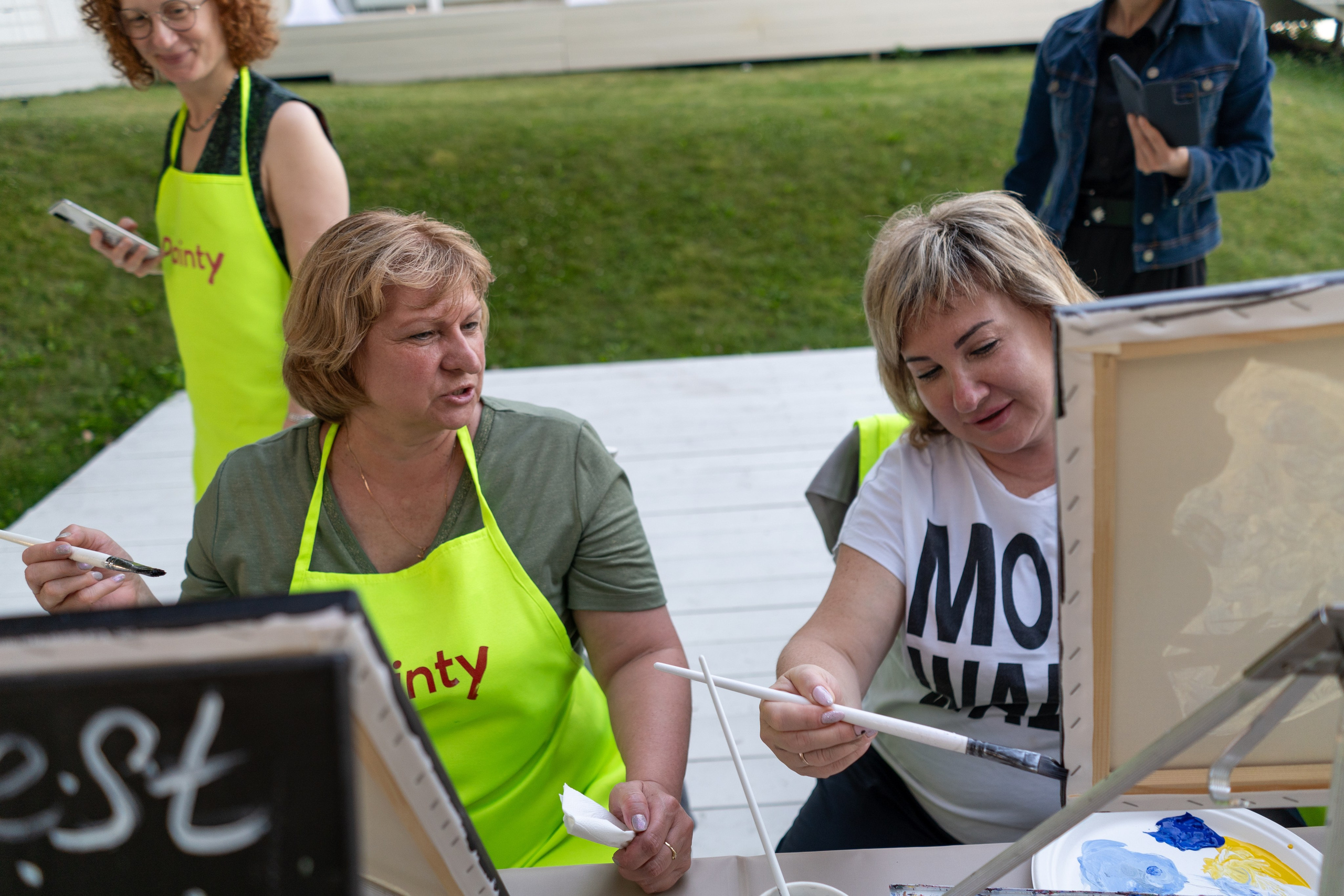 Репортажная съёмка мастер-класса по рисованию. Фотограф Елизавета Потешкина