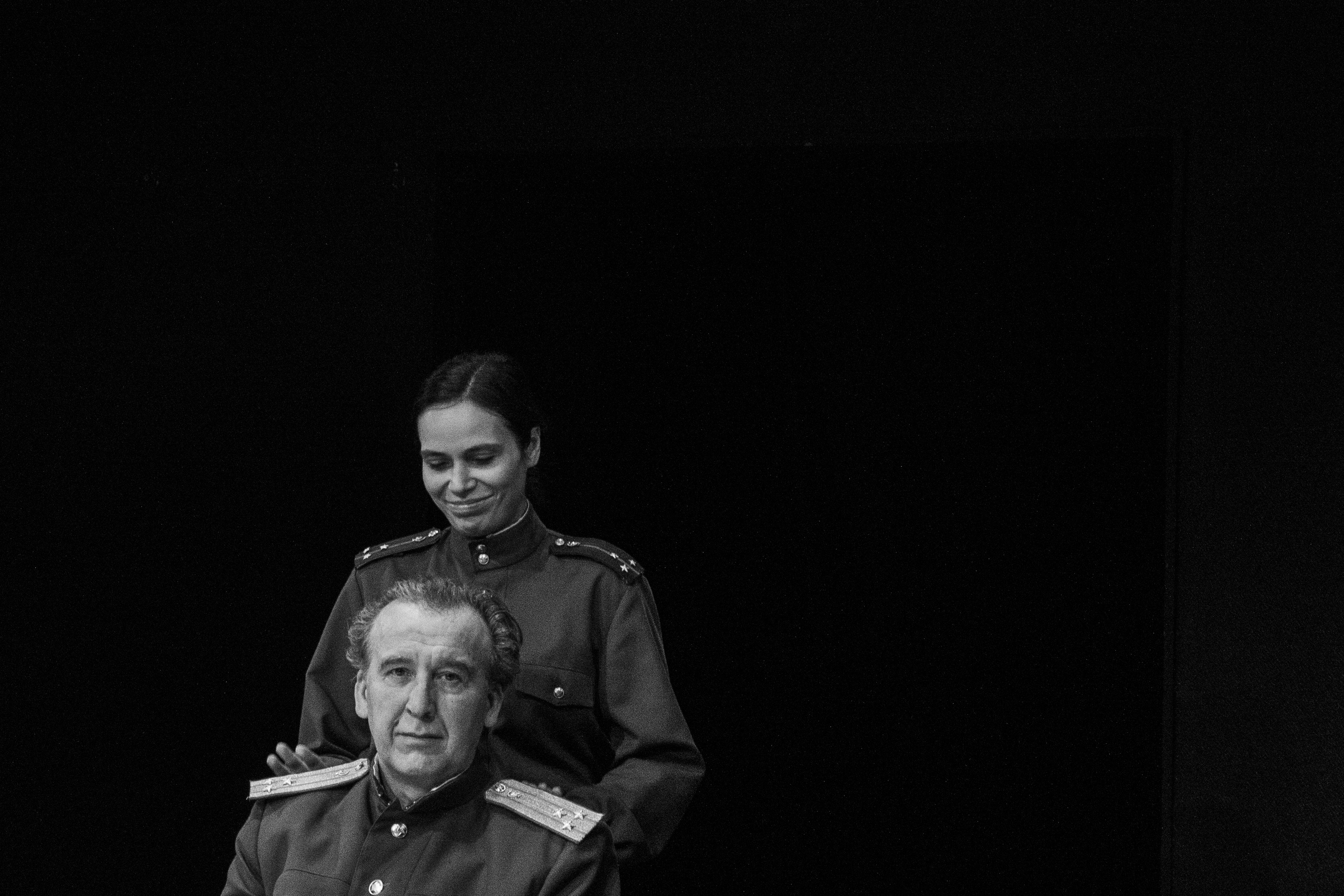 Покровка.театр // Вечно живые. Фотограф про чувства Варя Сильвестрова, Москва