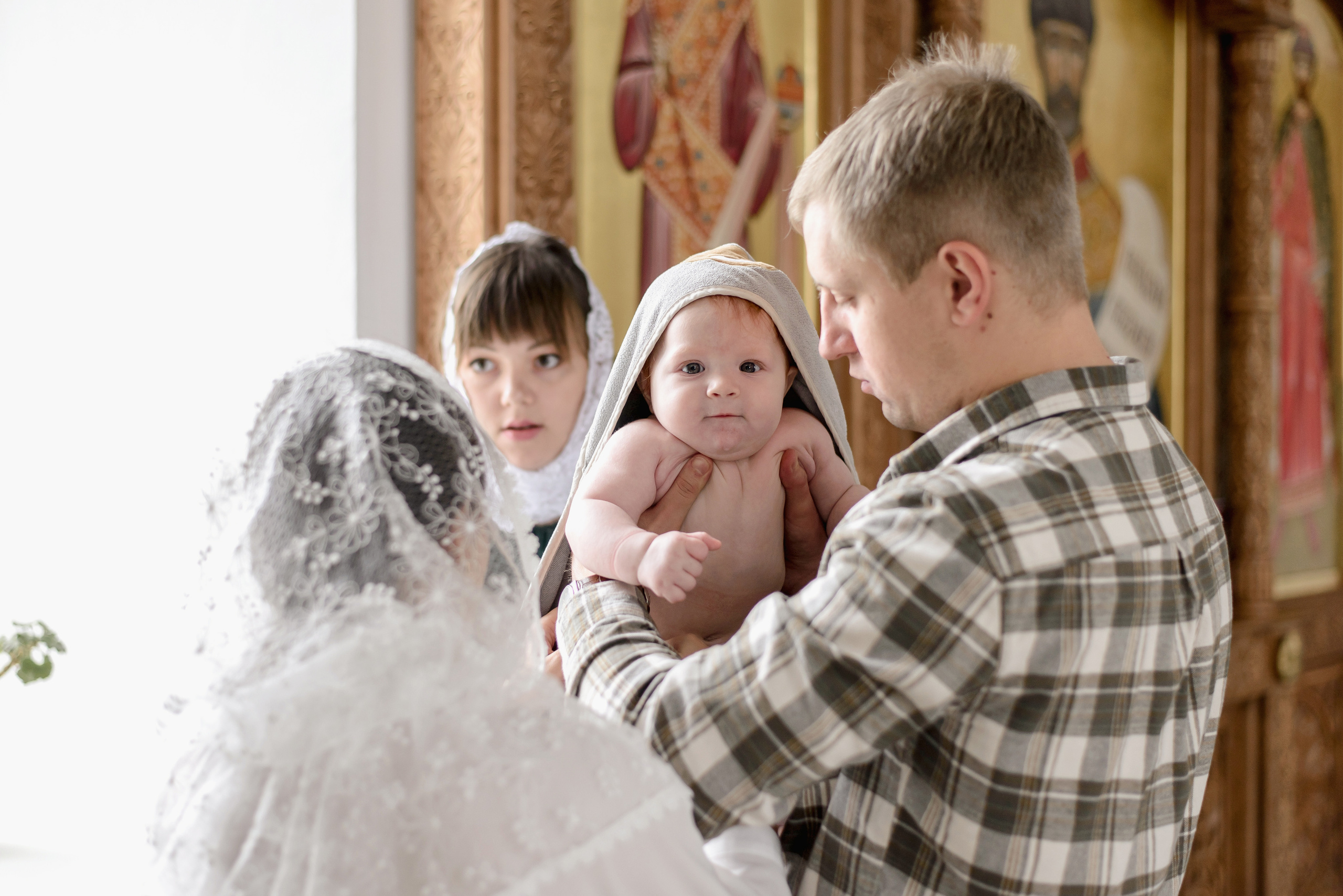 Таинство Крещения Алисы, Свято-Успенский Храм, г. Аксай. Семейный фотограф в Новочеркасске Виктория Громова