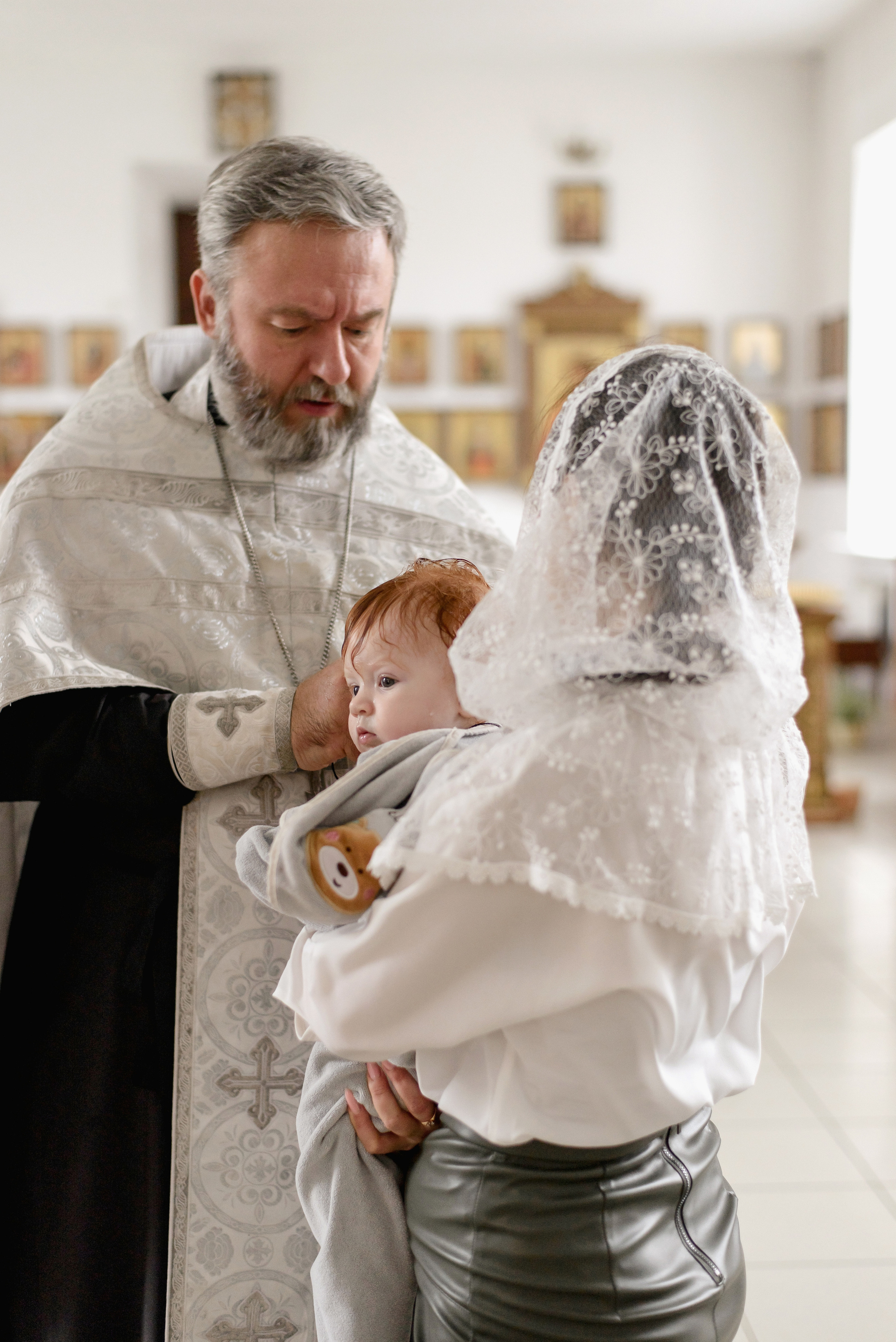 Таинство Крещения Алисы, Свято-Успенский Храм, г. Аксай. Семейный фотограф в Новочеркасске Виктория Громова