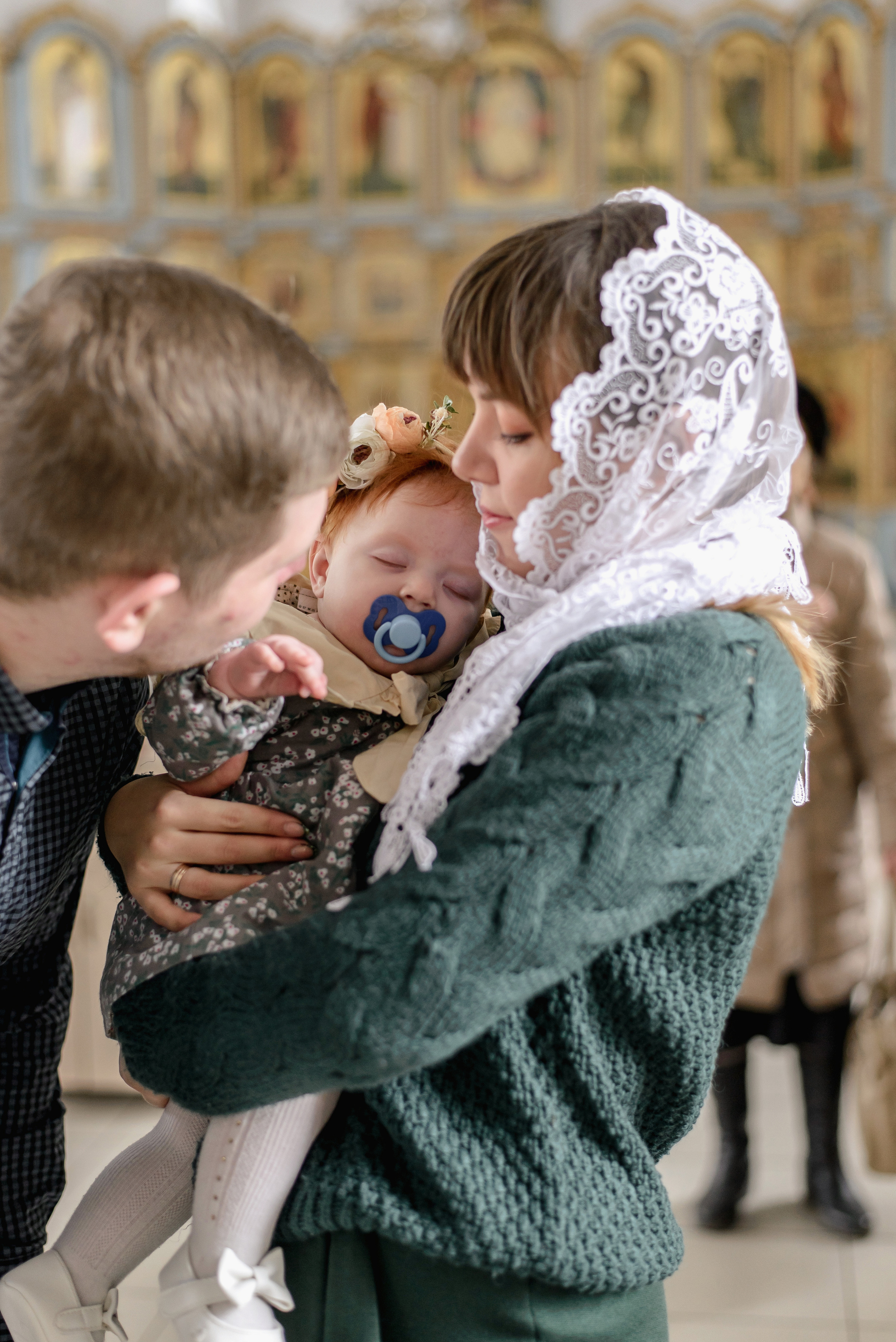 Таинство Крещения Алисы, Свято-Успенский Храм, г. Аксай. Семейный фотограф в Новочеркасске Виктория Громова