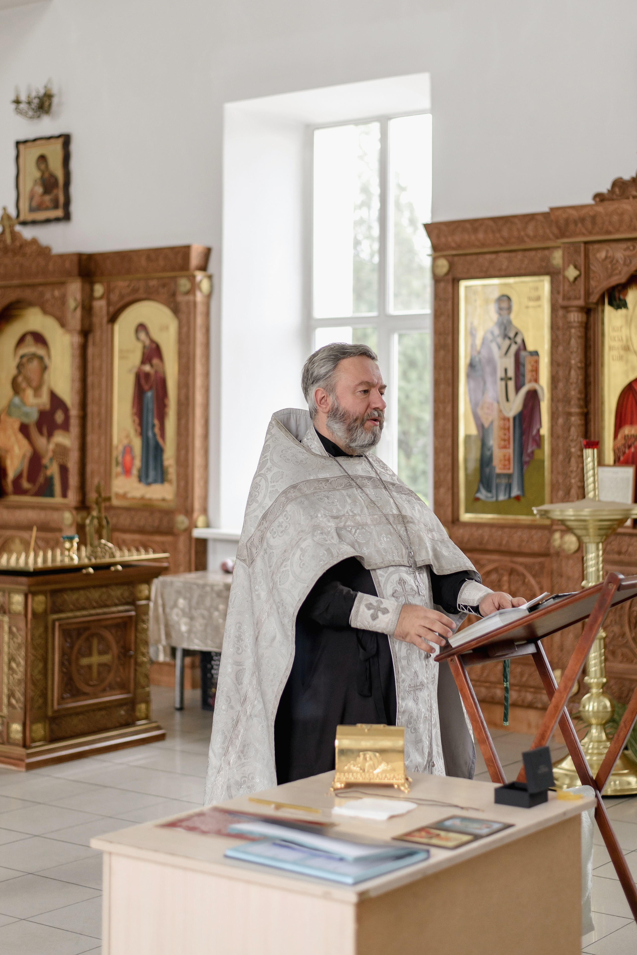 Таинство Крещения Алисы, Свято-Успенский Храм, г. Аксай. Семейный фотограф в Новочеркасске Виктория Громова