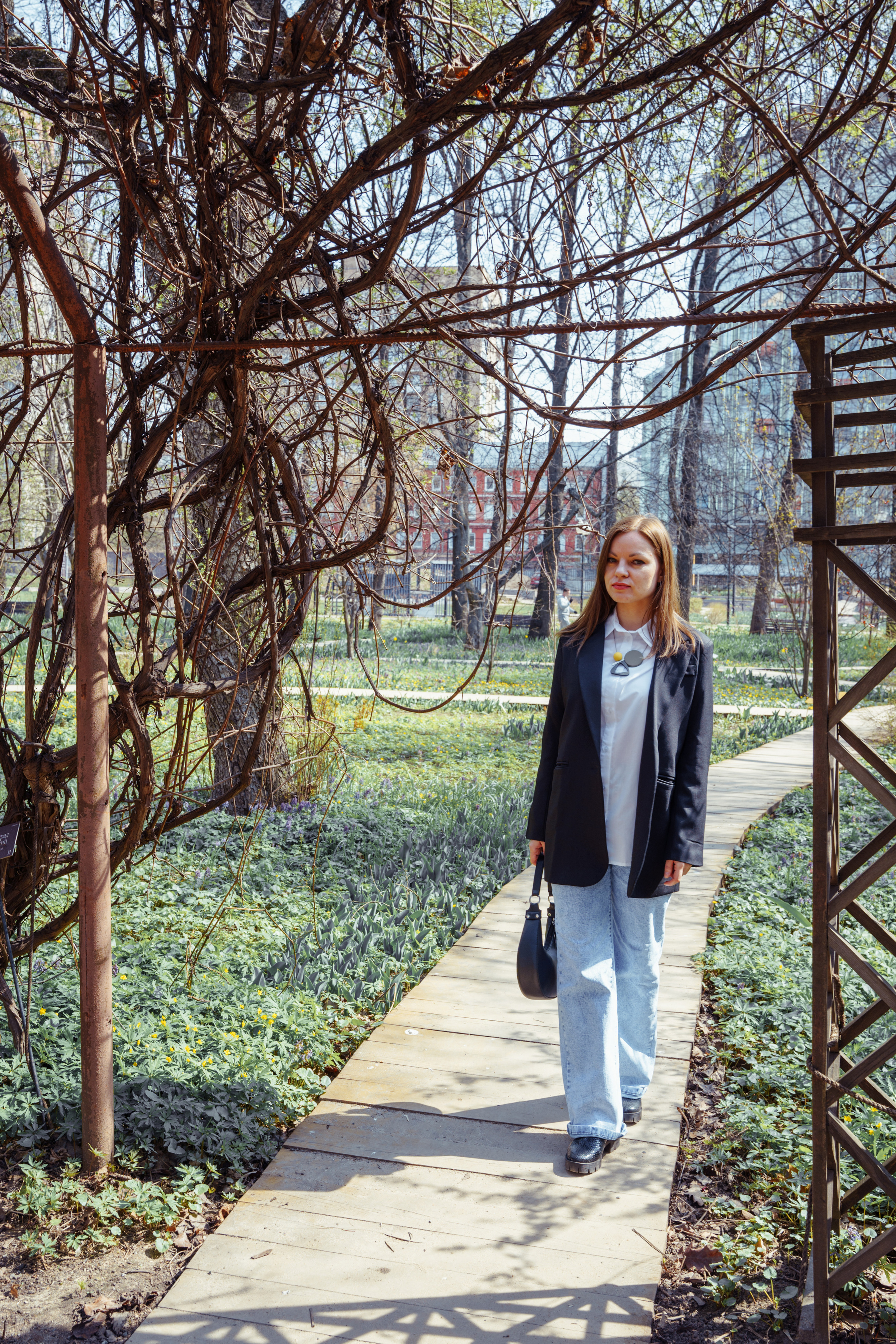 Татьяна — флорист. Фотограф Нинель Гюрсой, г. Москва