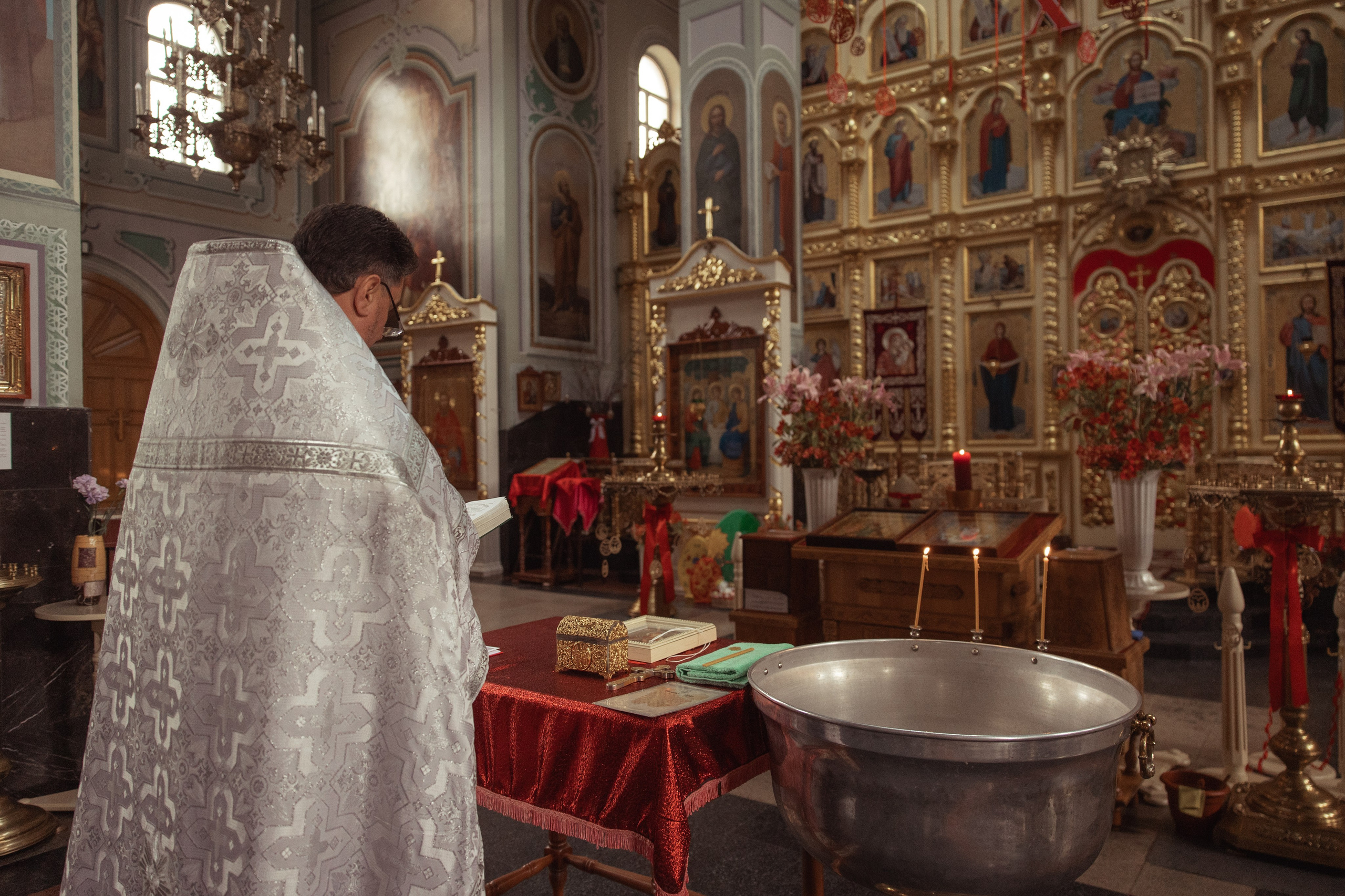 Таинство Крещения Полины. Храм А.Первозванного ст. Новотитаровская. Фотограф на Крещение и Венчание Краснодарский край — Гранкина Юлия