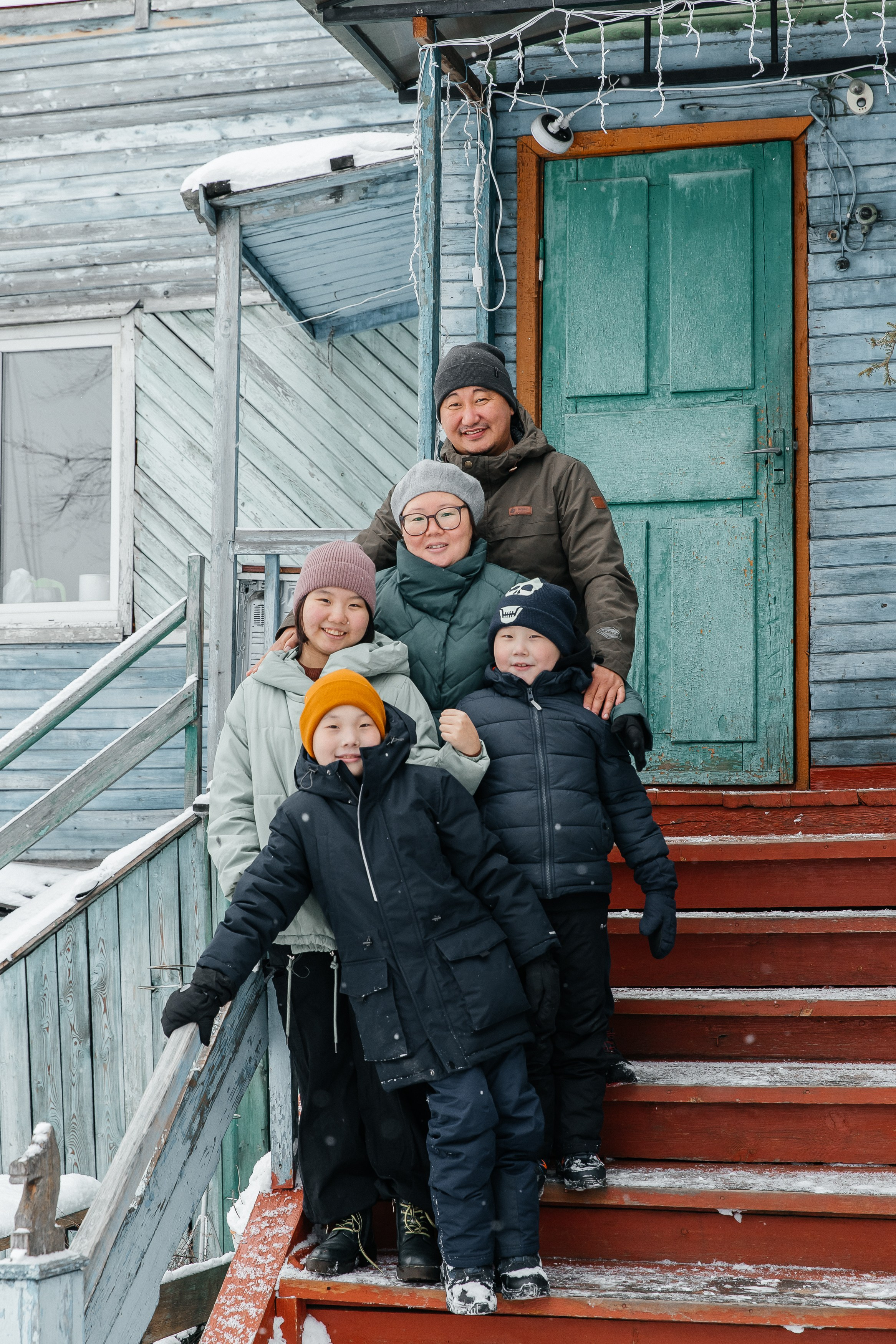 Степановы. Воронистая Анастасия. Фотограф Якутия, Томпонский район