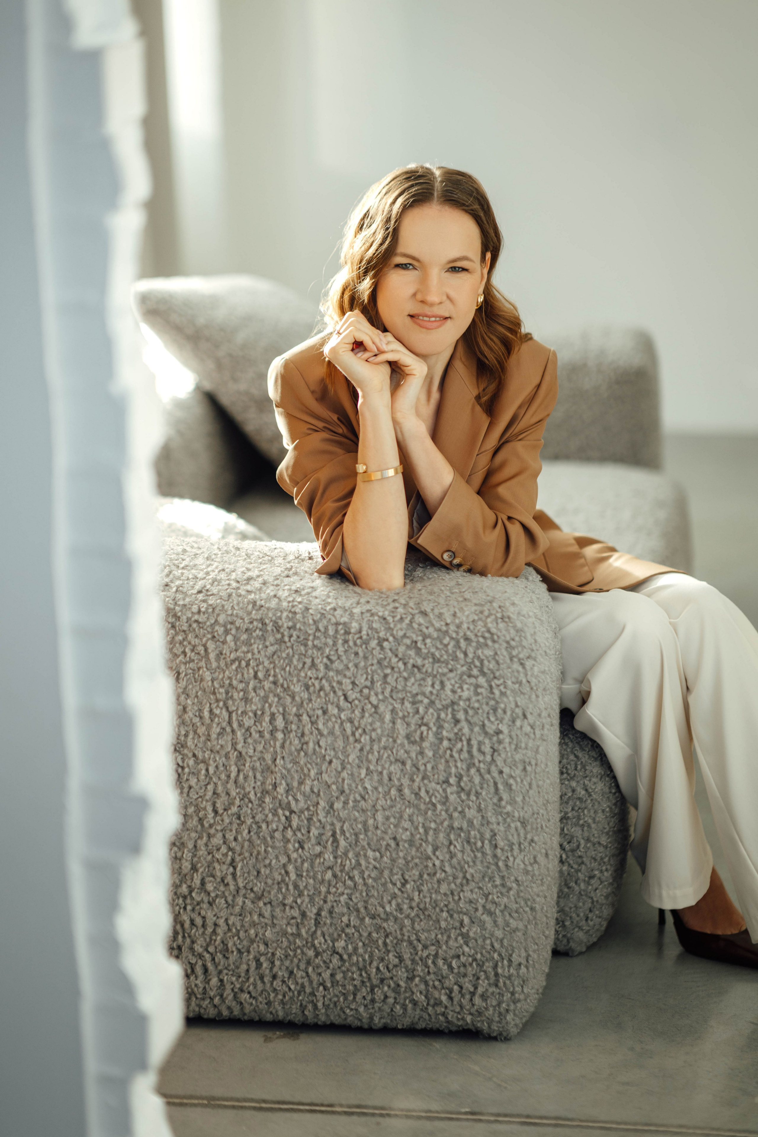 Светлана, Lightstudio