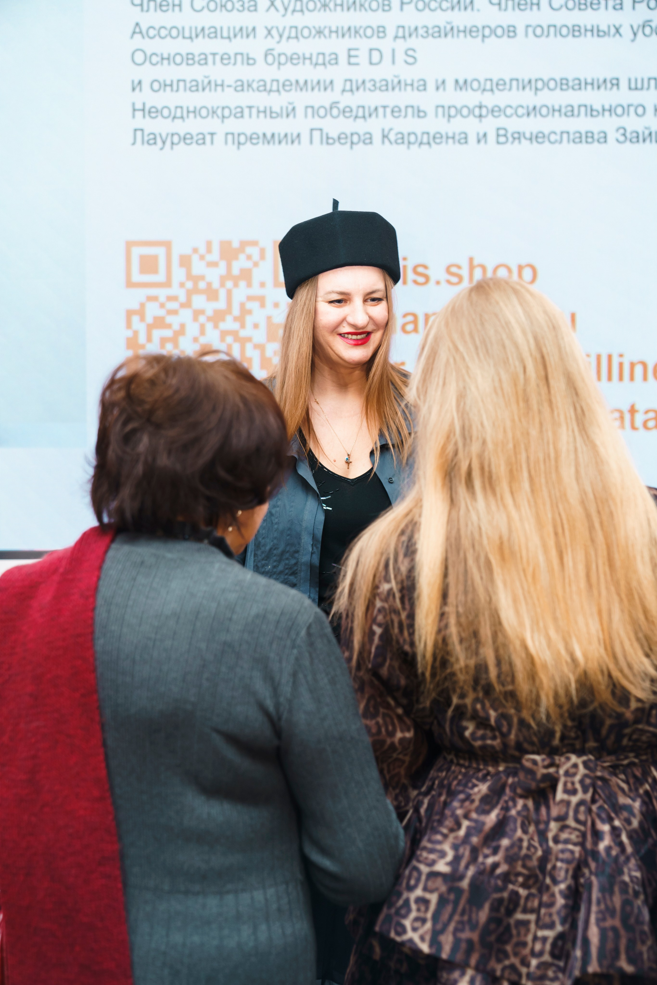 Fashion Week 2025. Свадебный фотограф в Москве Кристина Чехова