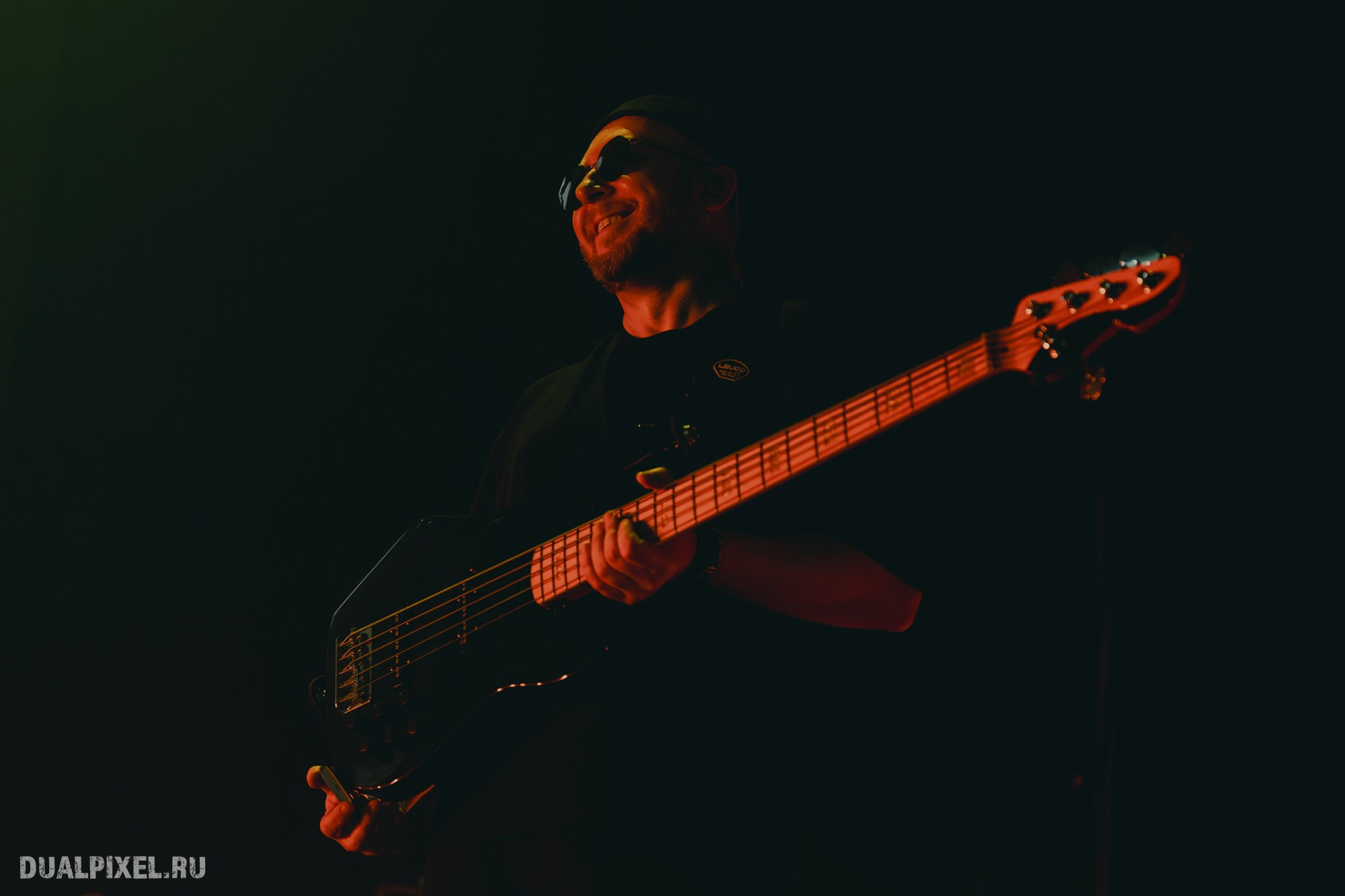 Mona. Магия музыки в кадре: Концертная Фотография