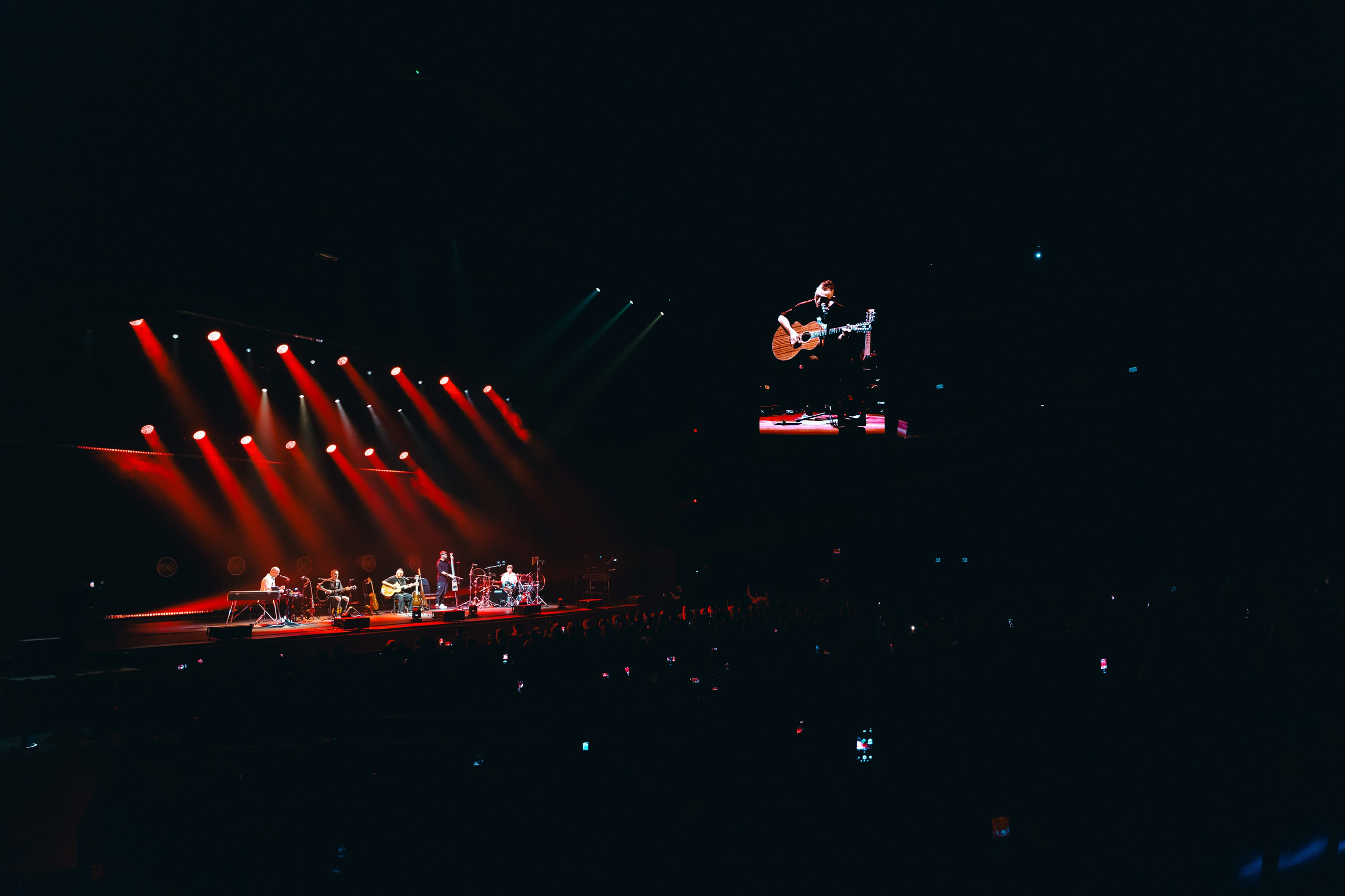 Звери. Магия музыки в кадре: Концертная Фотография