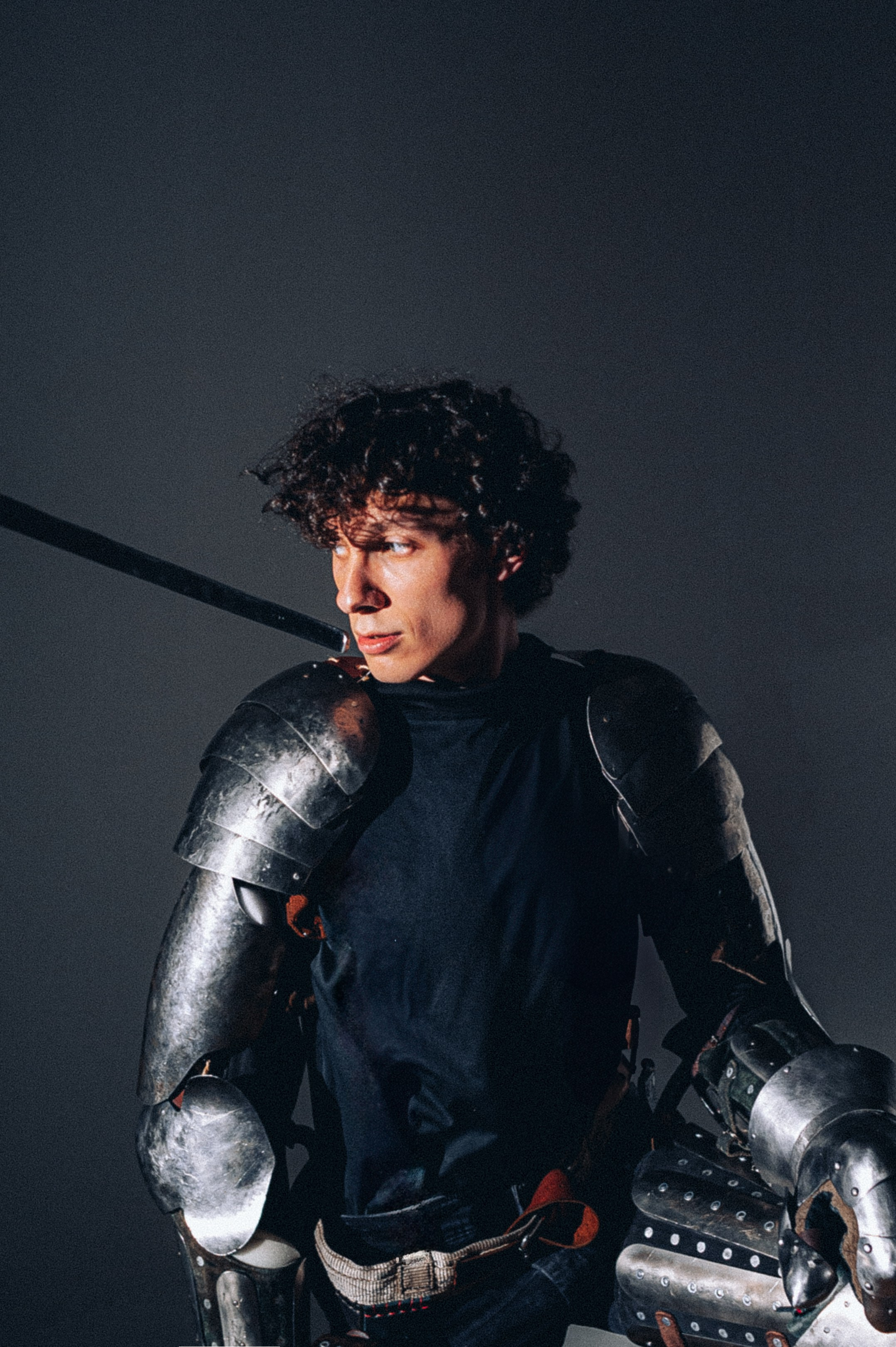 Никита съемка в доспехах