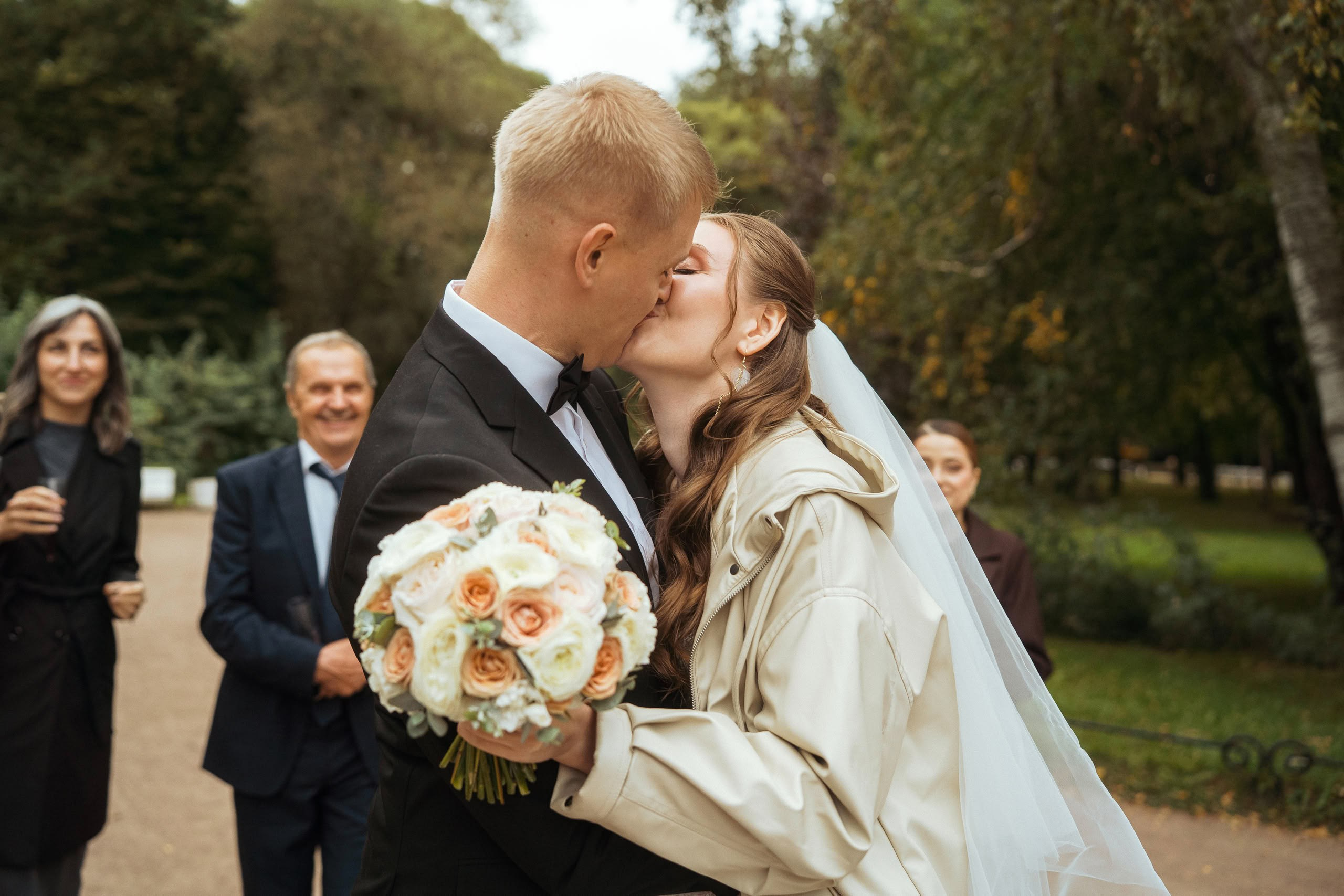 Василий и Марина — свадебный день в Петербурге. Свадебный фотограф Дмитрий Родионов — Санкт-Петербург и Ленинградская область