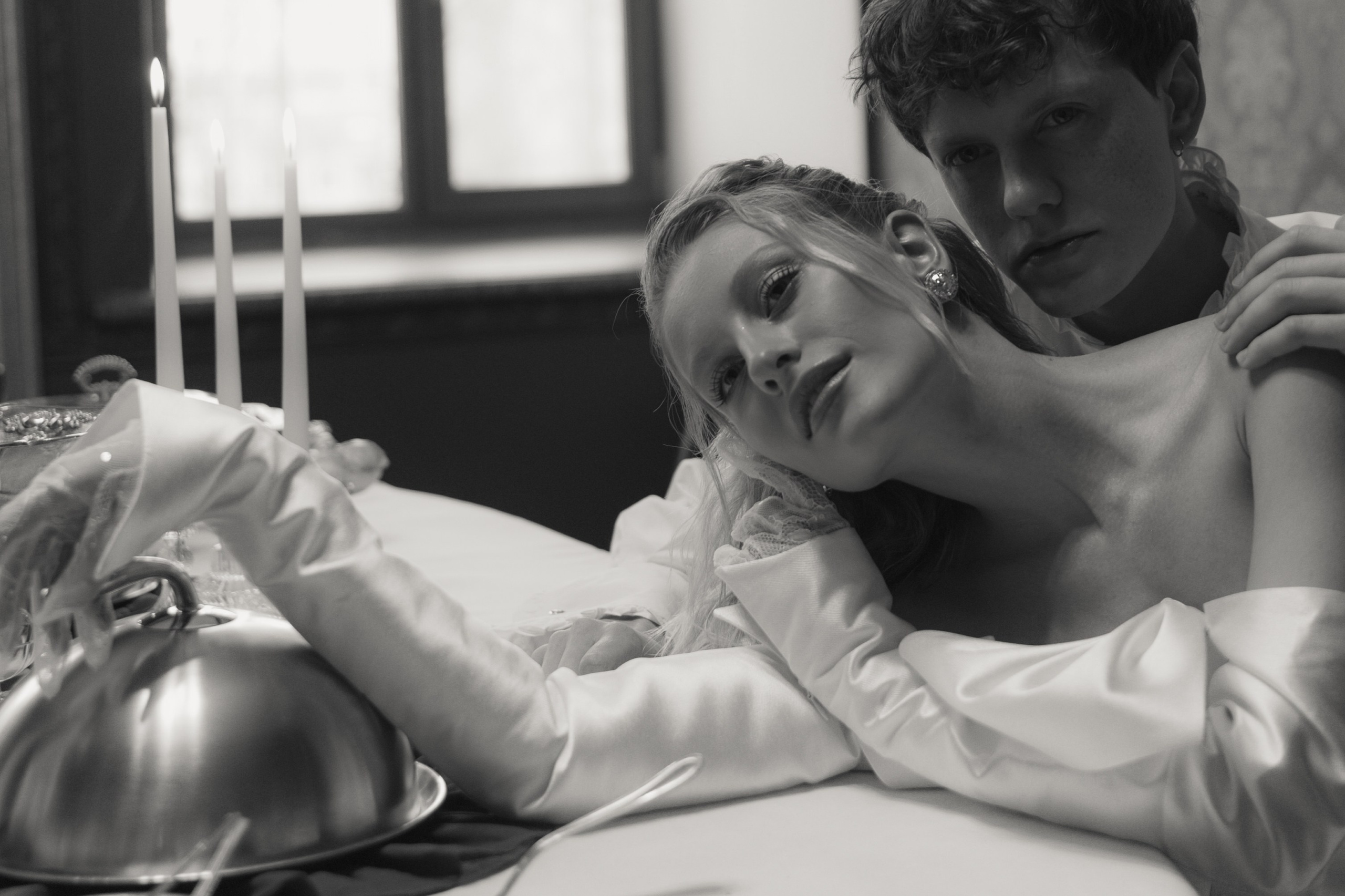 Свадебная съемка в исторической квартире на Чистых прудах. Ярослава Ерина — свадебный фотограф в Москве