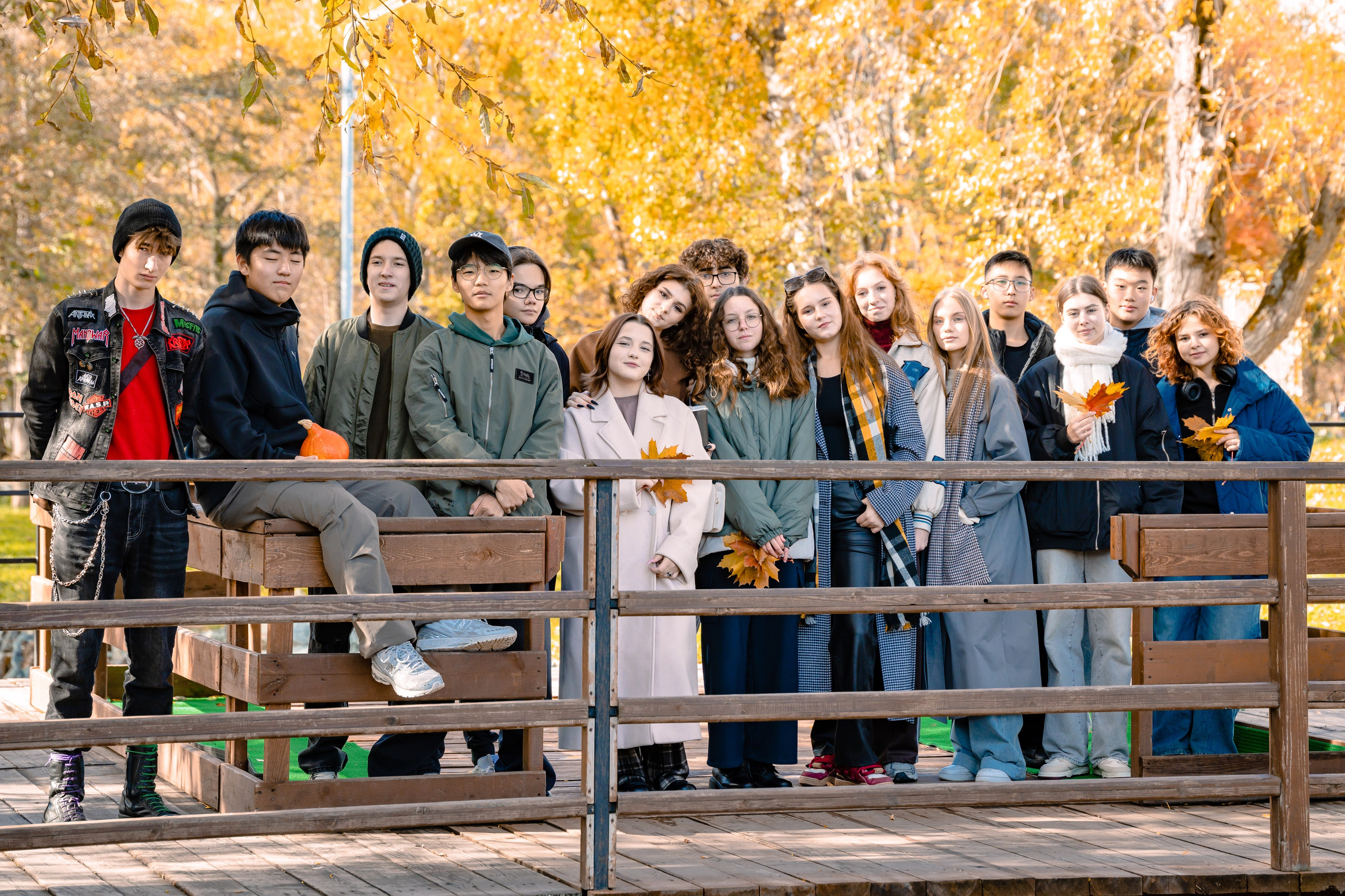 9Б фотопрогулка. Фотограф. г. Южно-Сахалинск. Олег Толстов