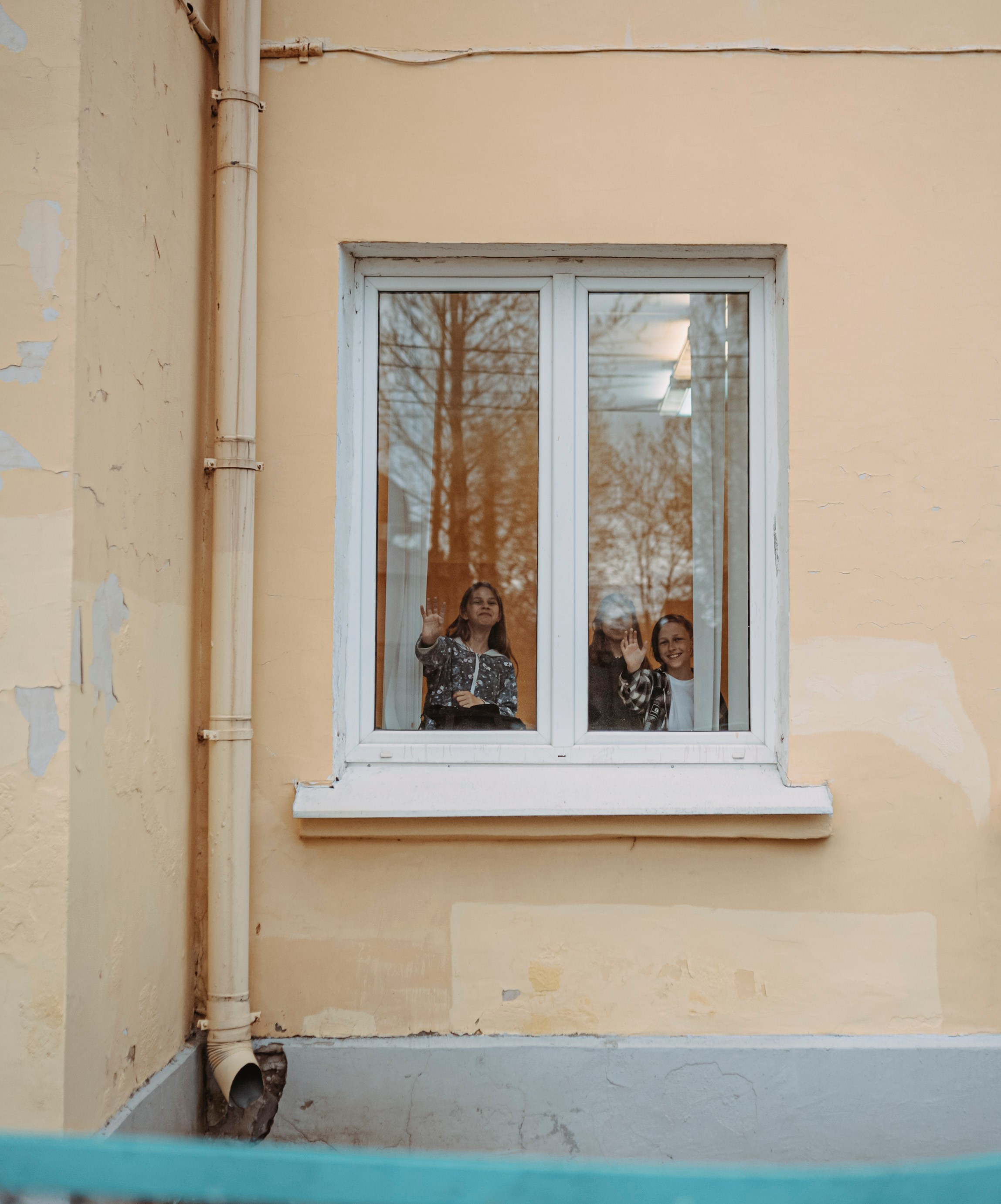 2024. Стрит-фотография, полная абсурда, идиотизма и красоты