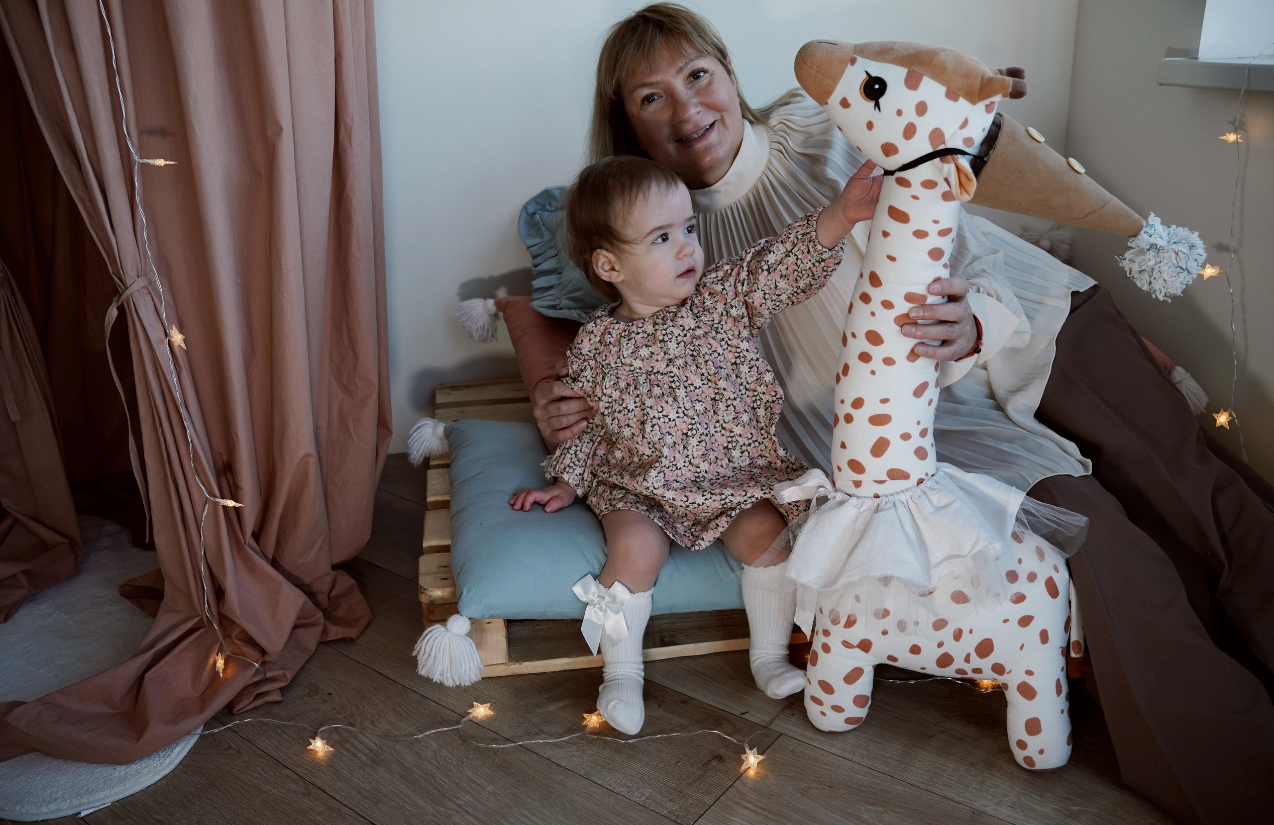 Лиза. Студийный и портретный фотограф в САНКТ-ПЕТЕРБУРГЕИрина Махаон