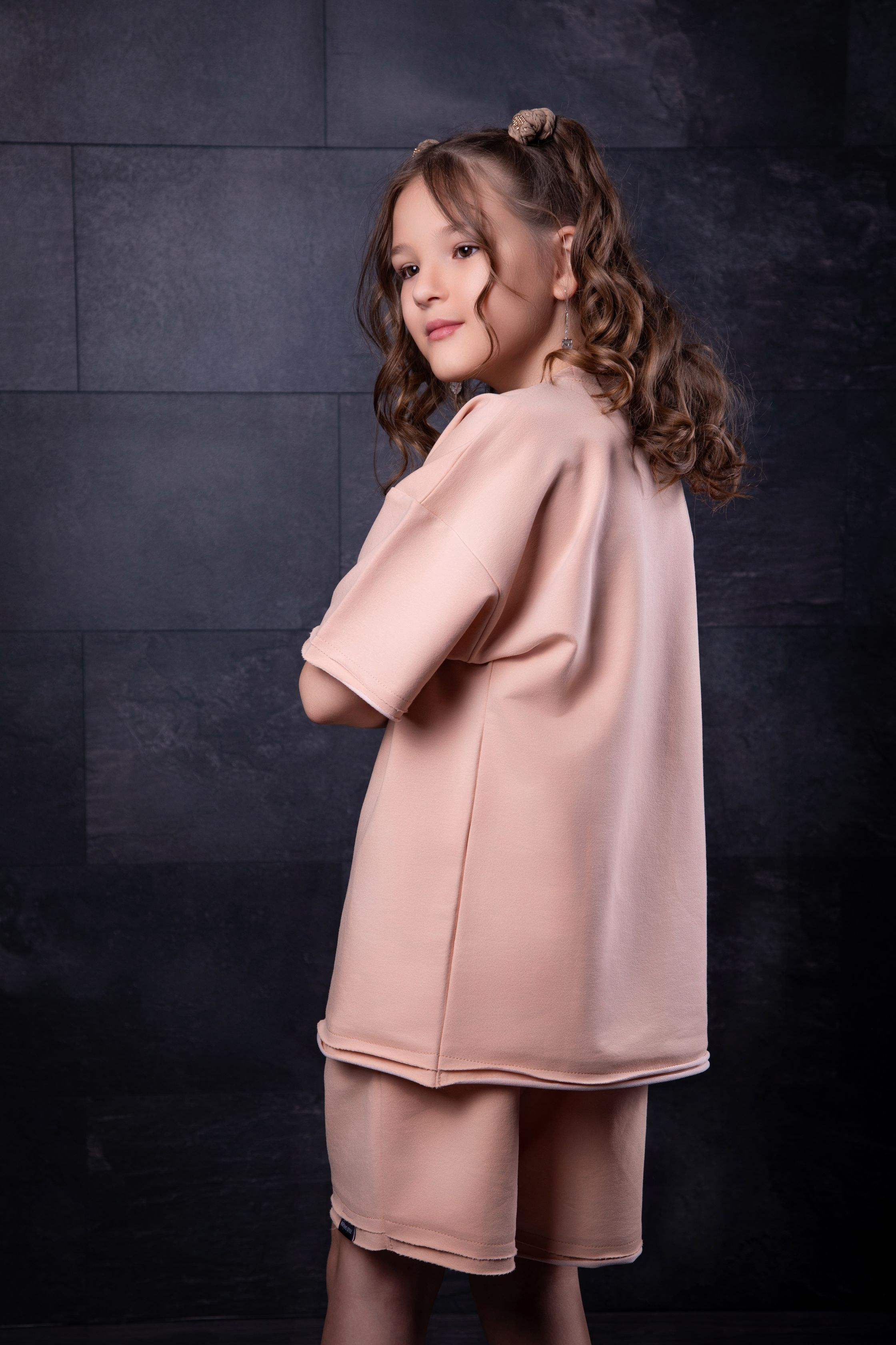 Фотосессия Девочек до 10 лет в Интерьере — Fotogen. Интерьерная фотостудия FOTOGEN г. Краснодар